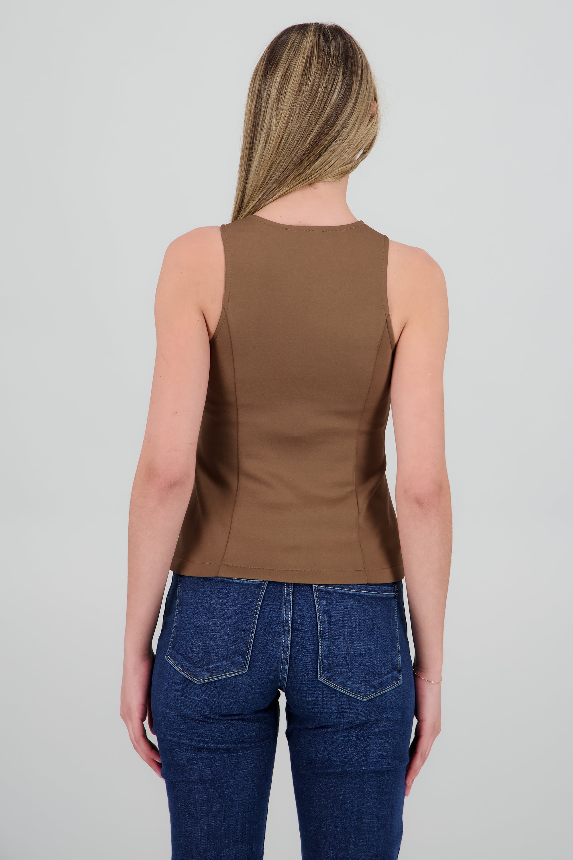 Chaleco detalle botones flor CAFE