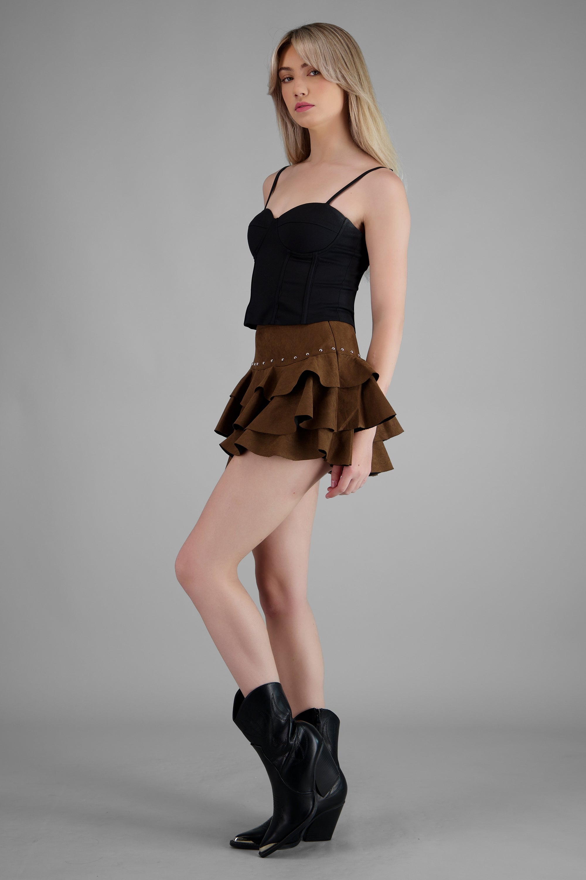 Falda olanes suede estoperoles CAFE