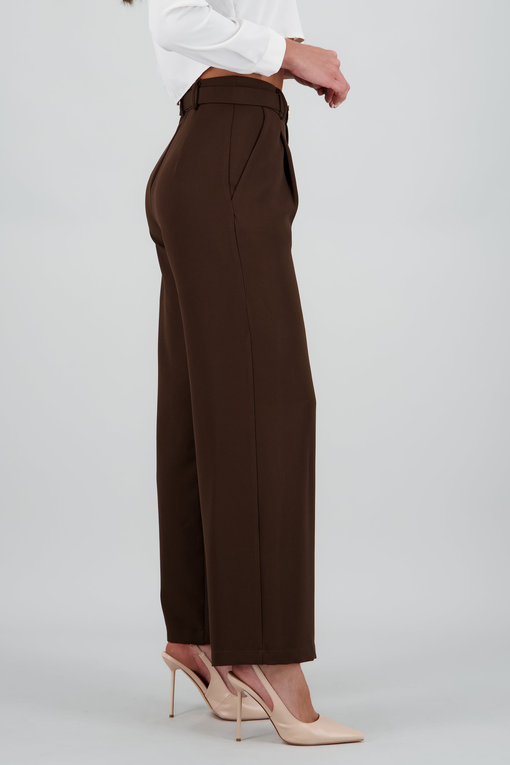 Pantalon sastre basico con cinturon Hypsters CHOCOLATE