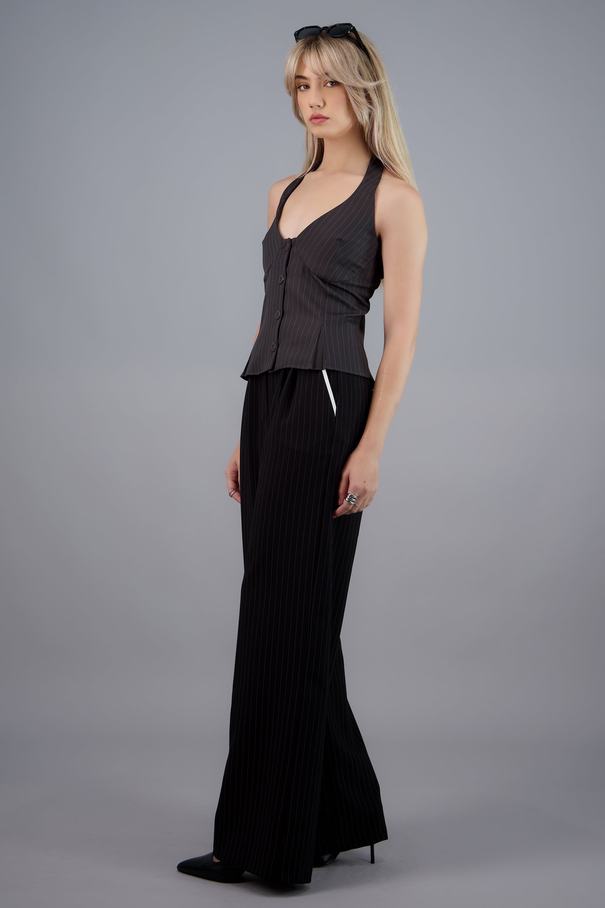 Top halter amarre estampado rayas GRIS COMBO