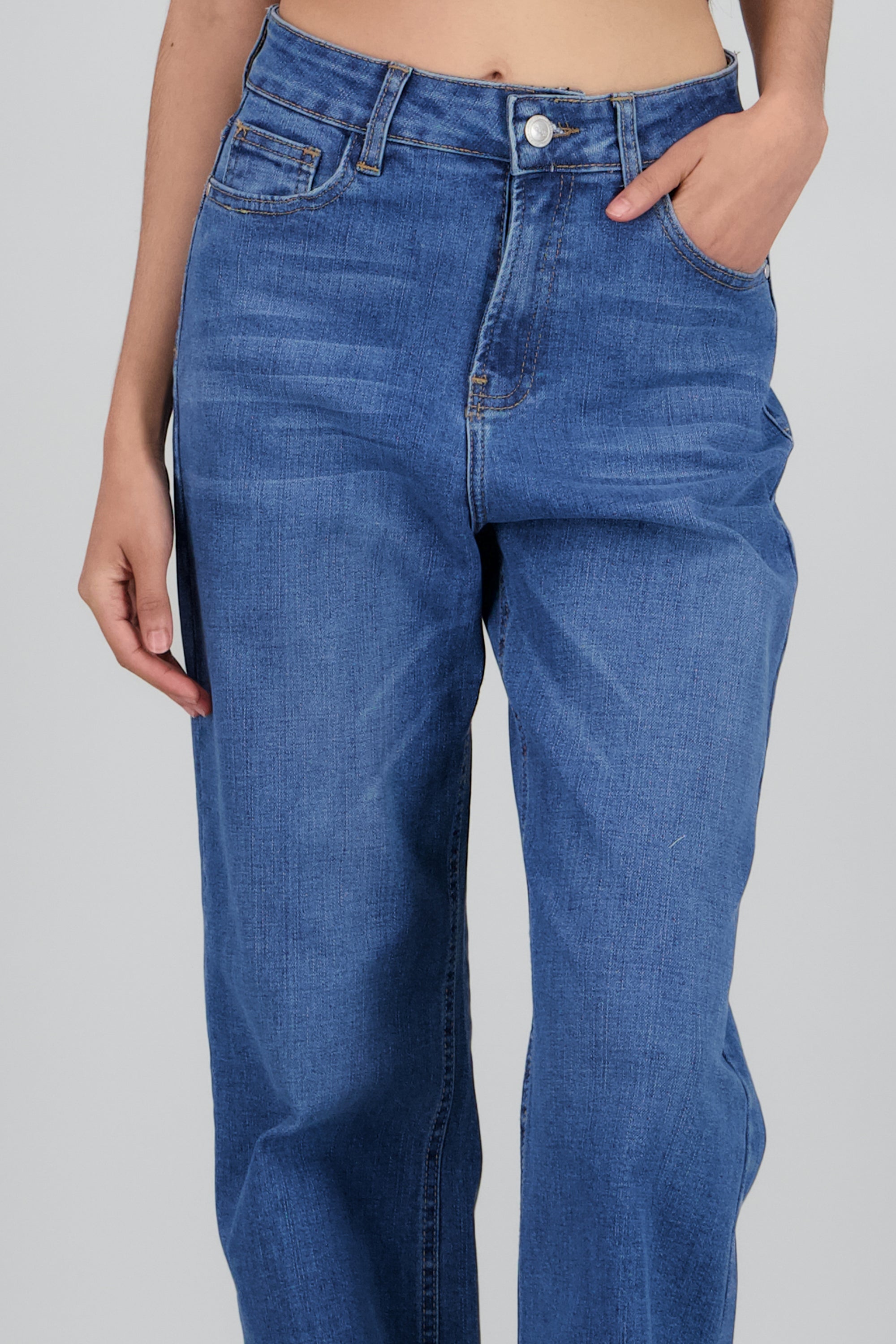 Jeans straight wide basico MEDIUM WASH