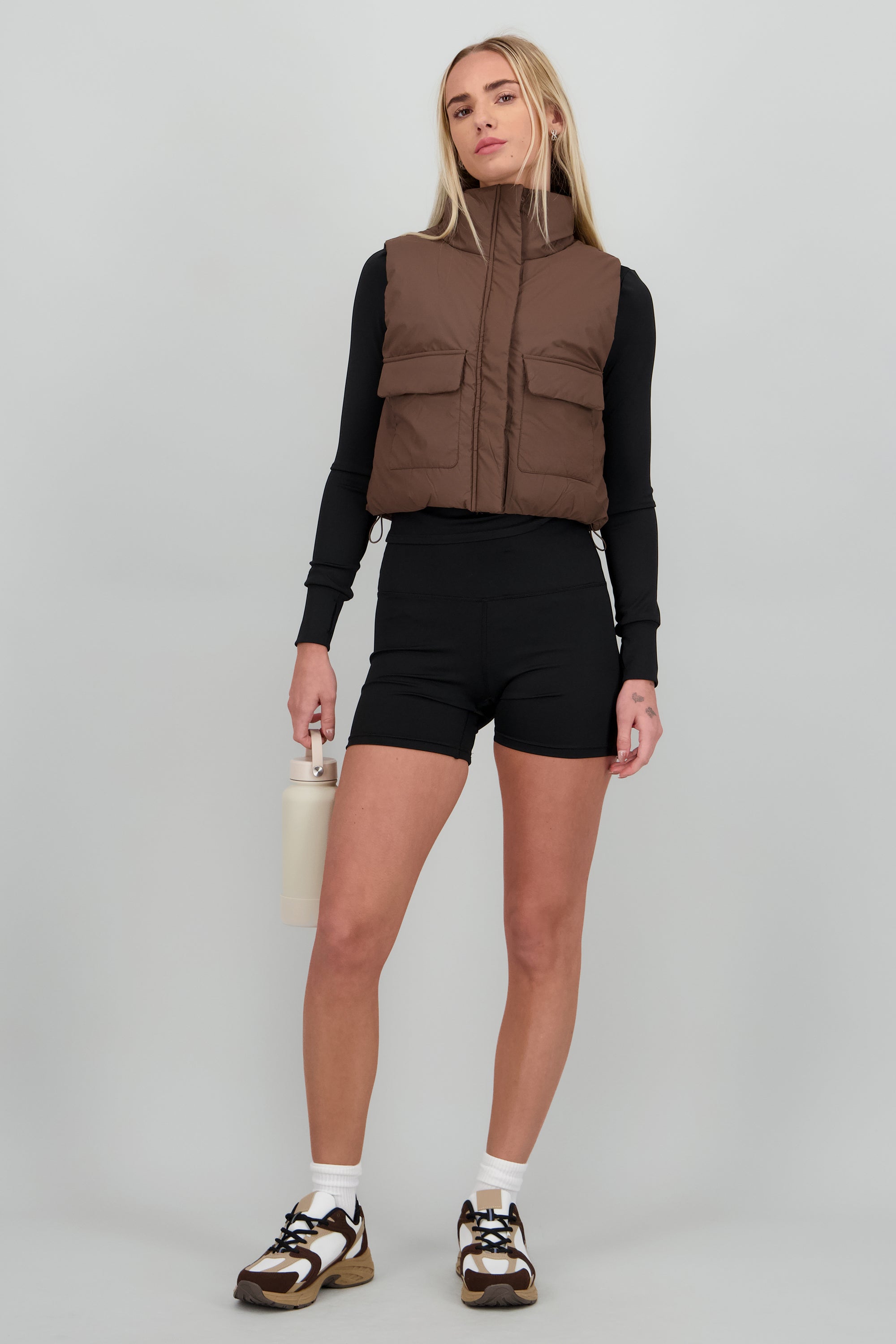 Short deportivo liso NEGRO