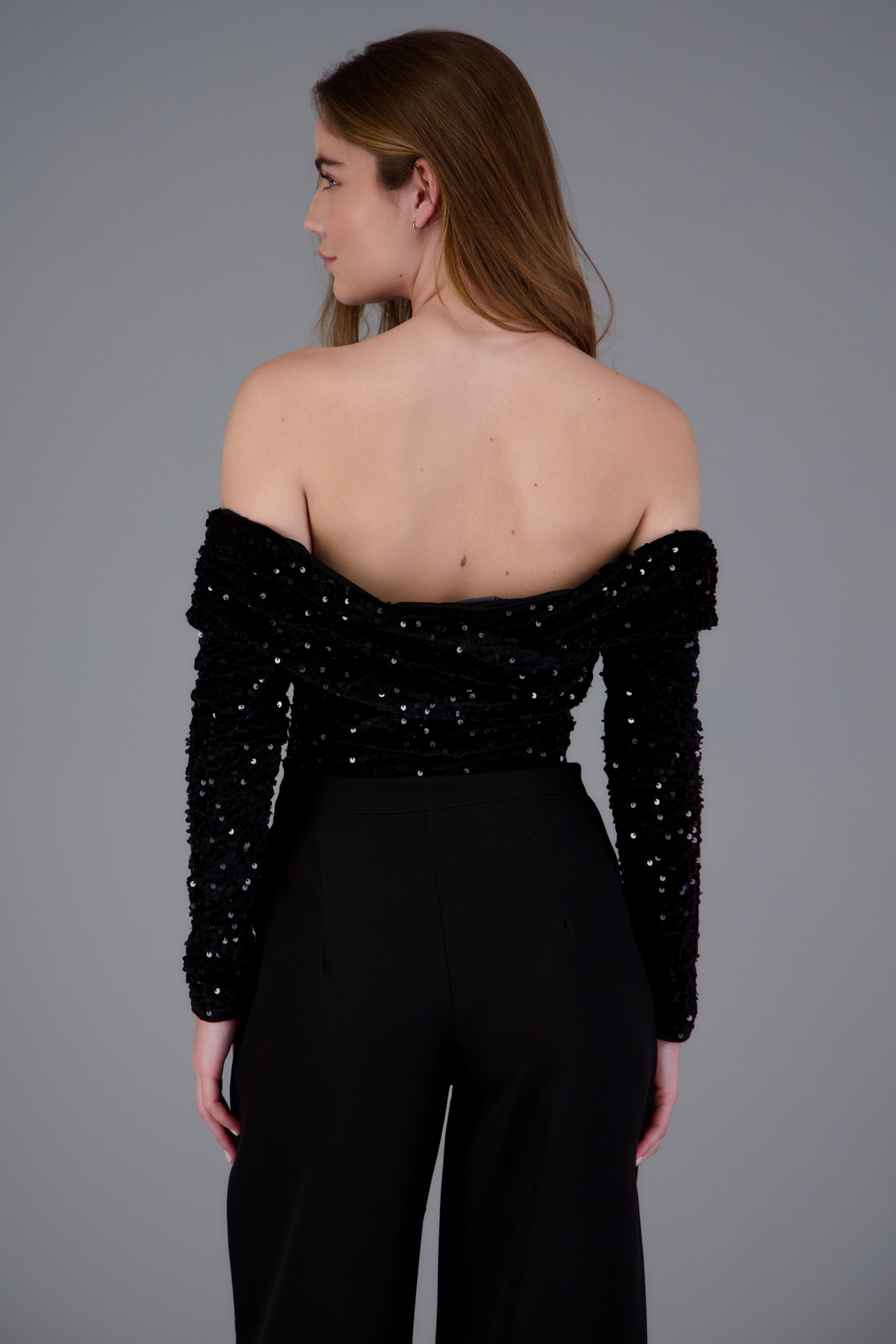 Body strapless manga larga lentejuela NEGRO