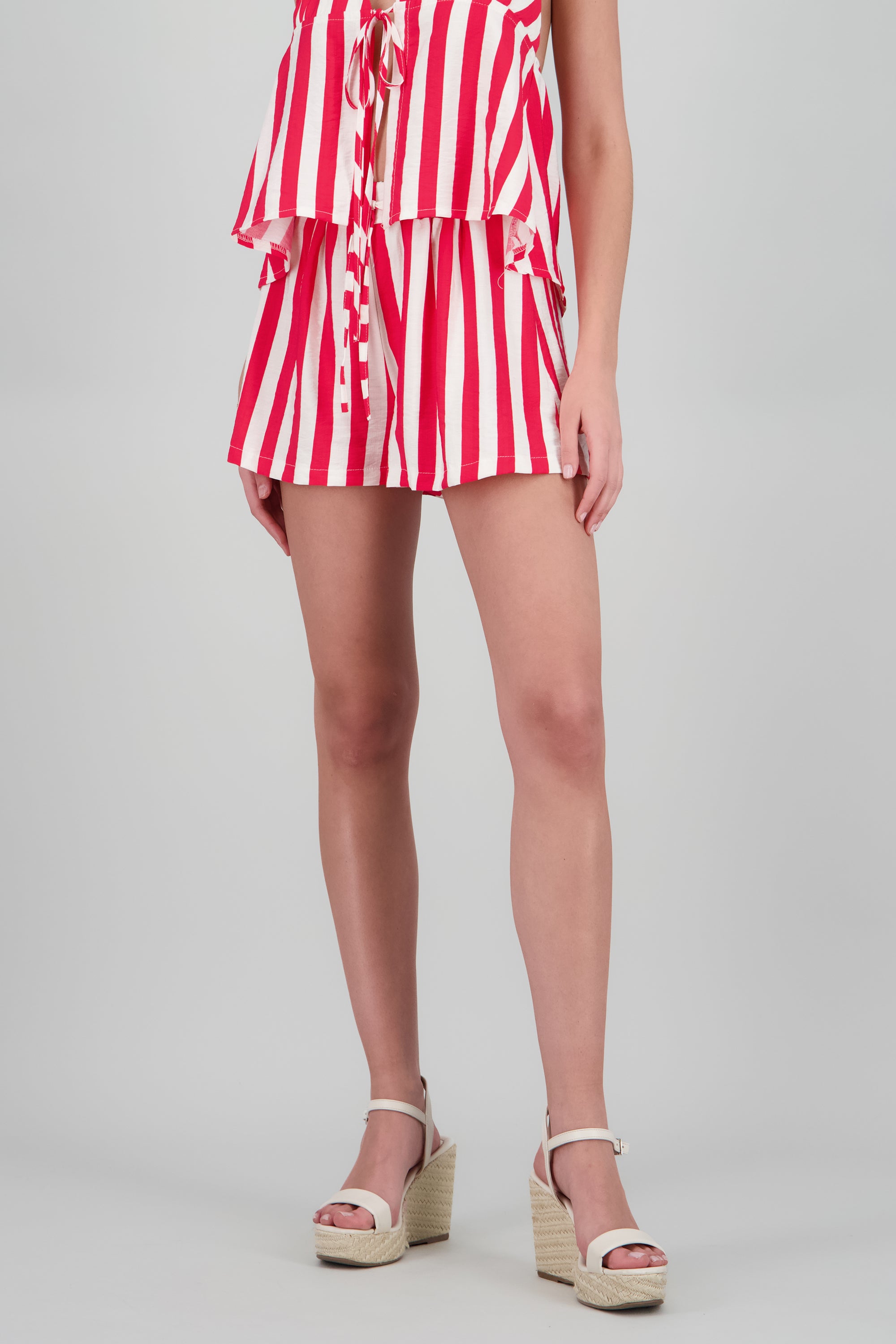 Short rayas detalle jareta ROJO COMBO