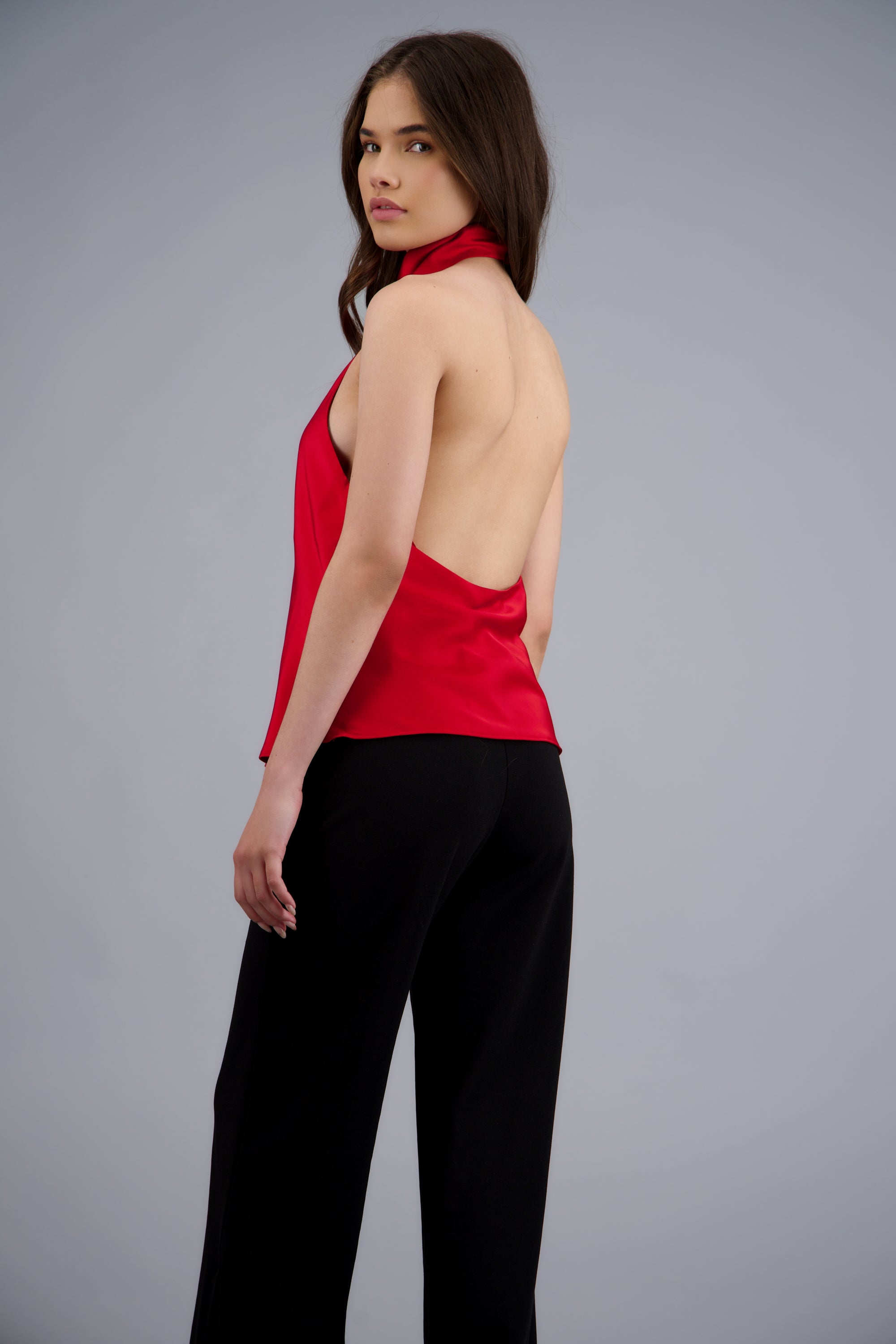 Top halter de cuello cascada satinado ROJO