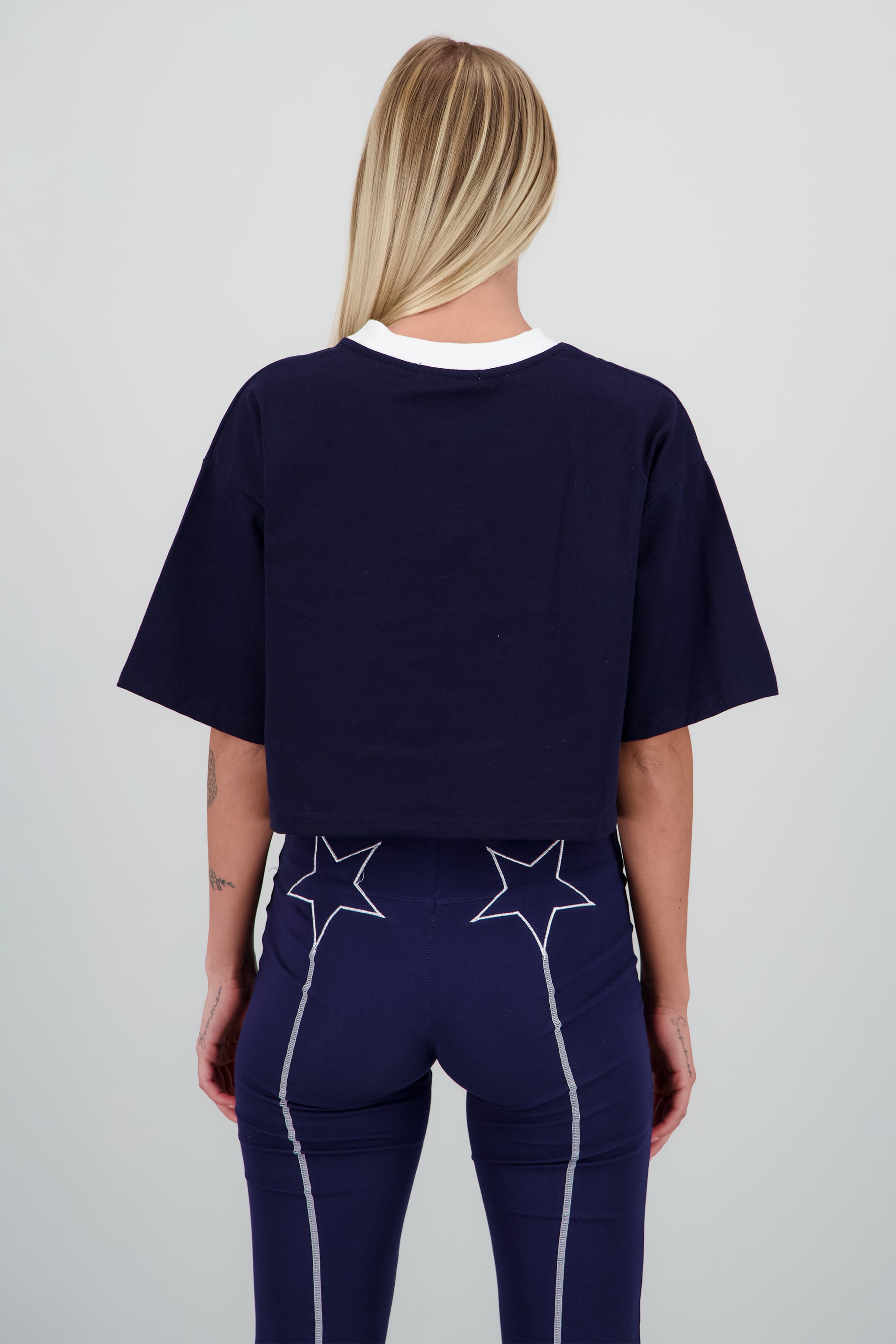 Playera boxy estampado numeros MARINO