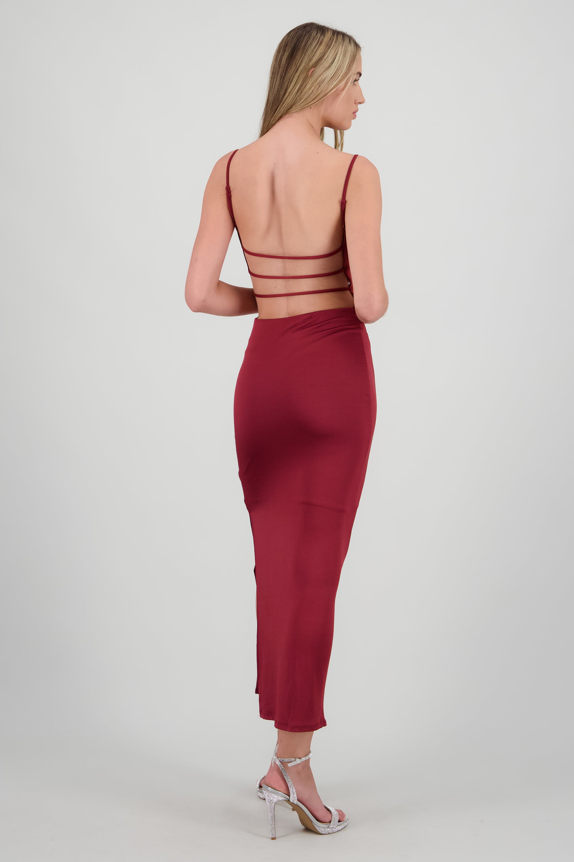 Vestido cuello cascada escote espalda VINO