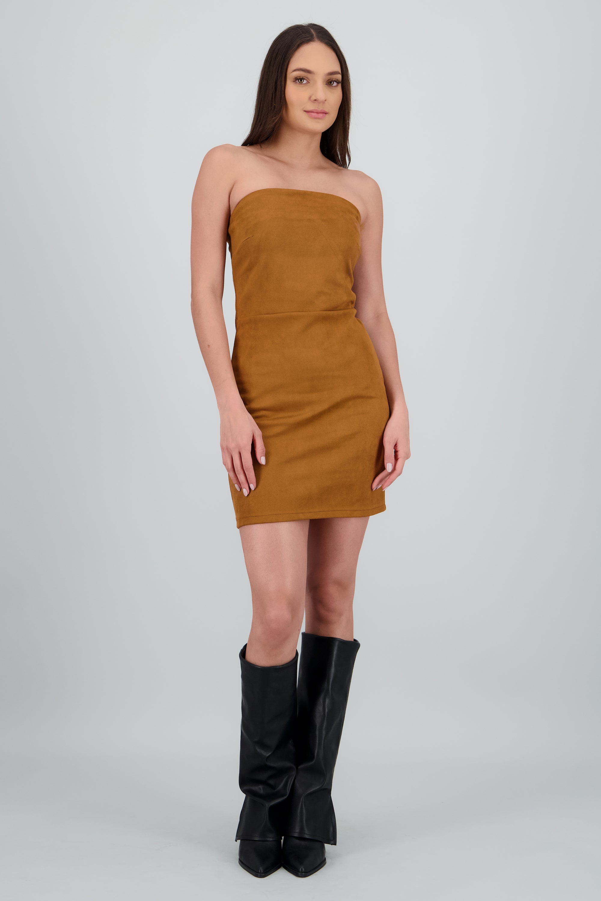 Mini vestido suede strapless CAMELLO