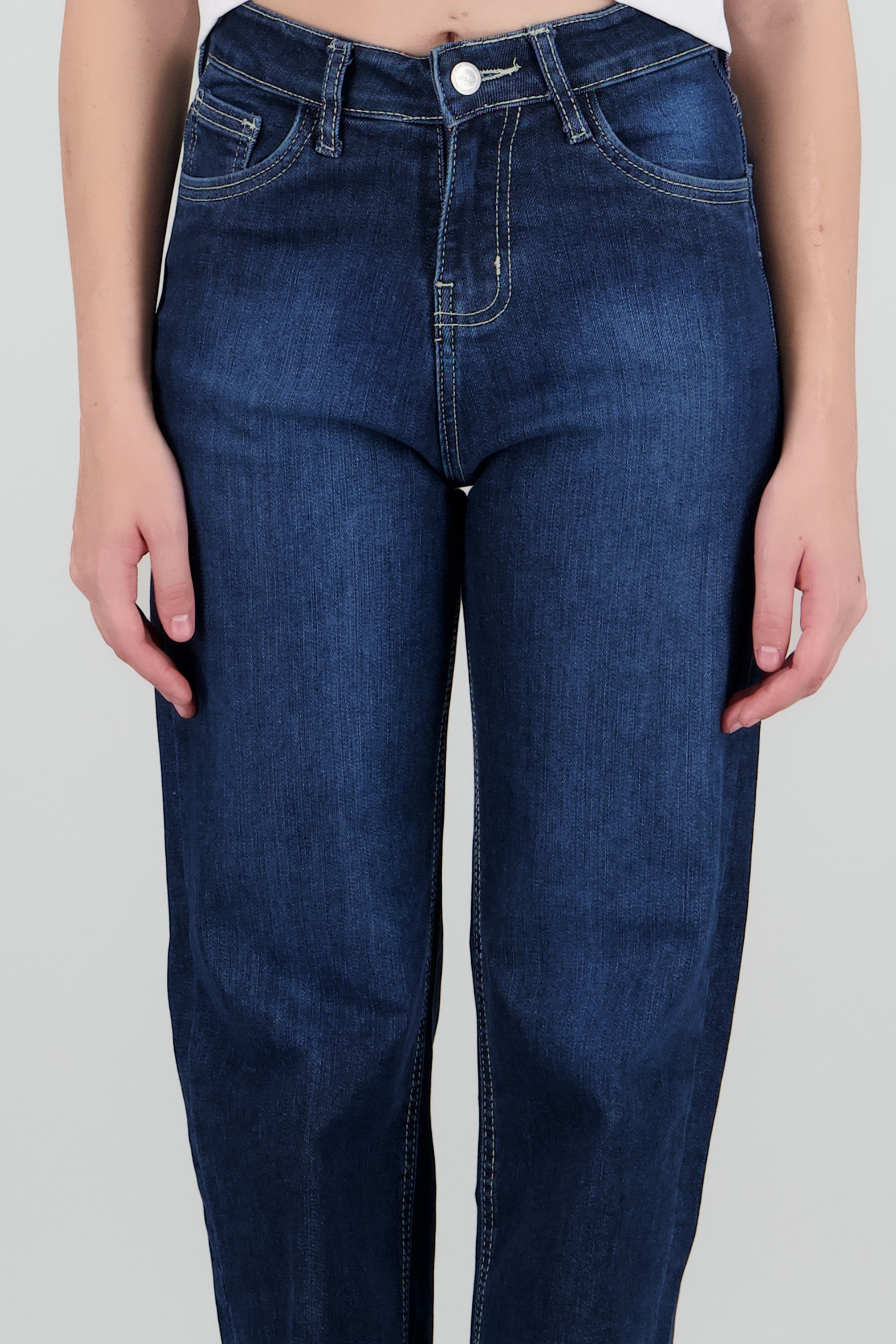 Jeans straight wide dobladillo DARK WASH