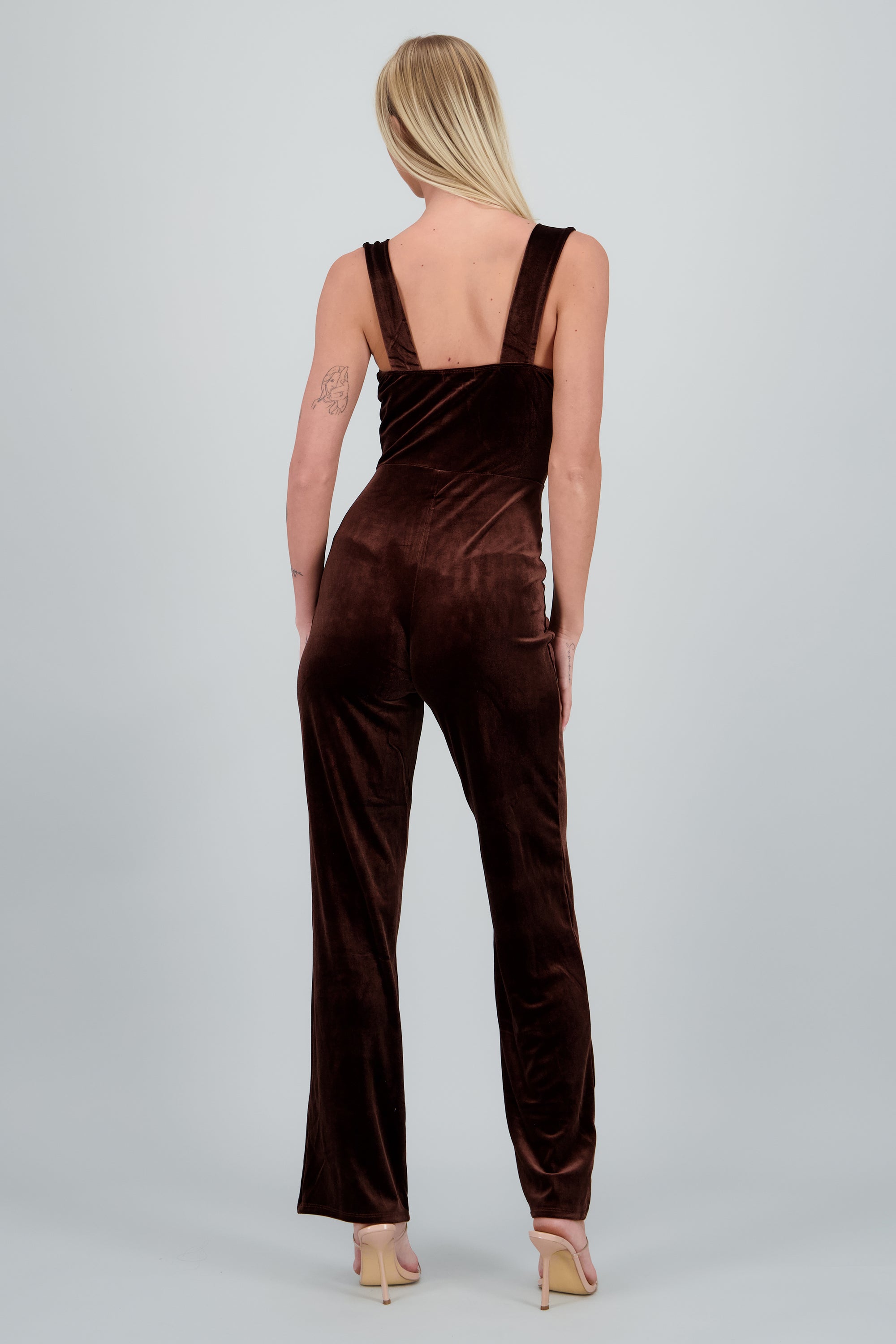 Jumpsuit velvet detalle costuras CHOCOLATE