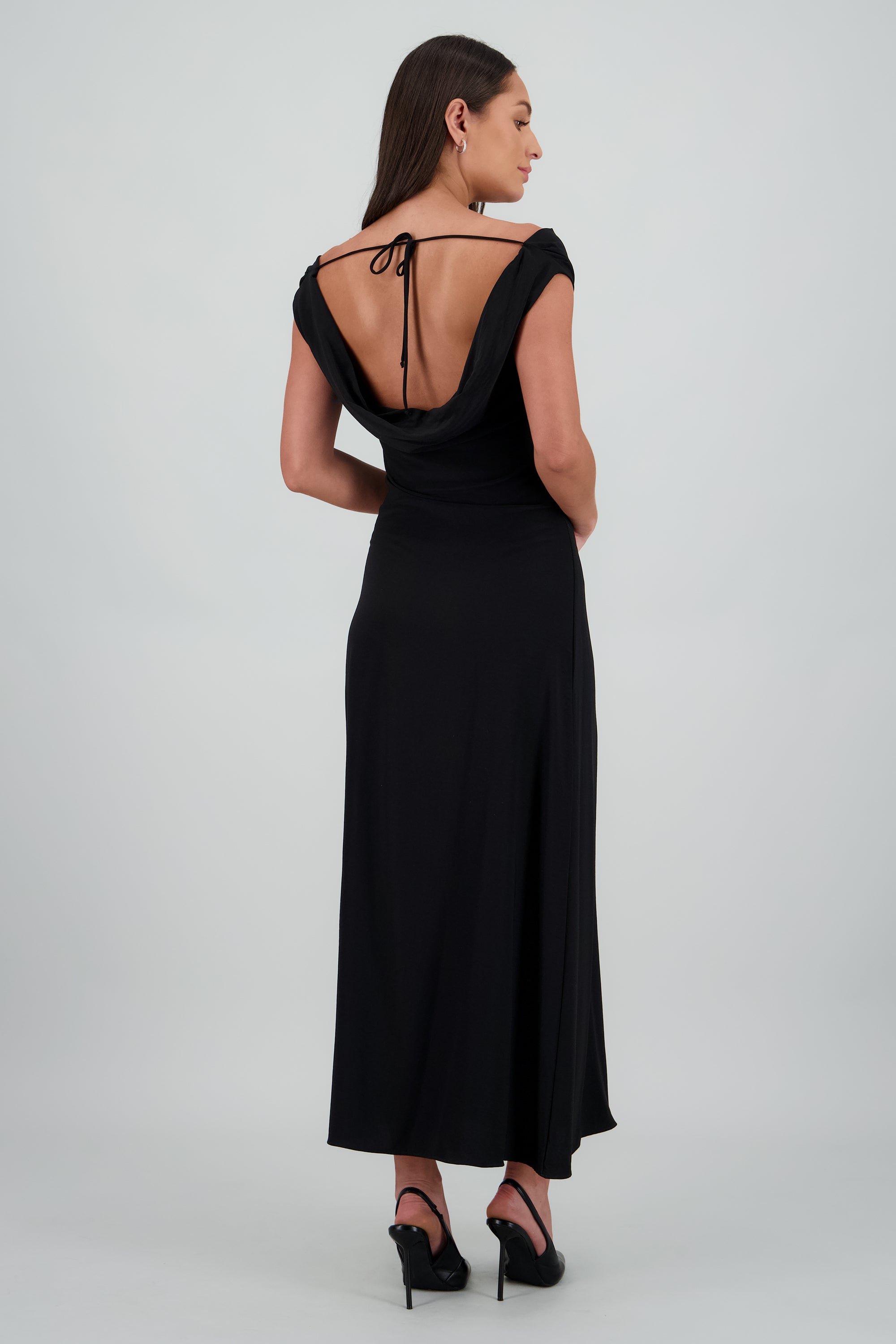 vestido maxi drapeado cut clean NEGRO