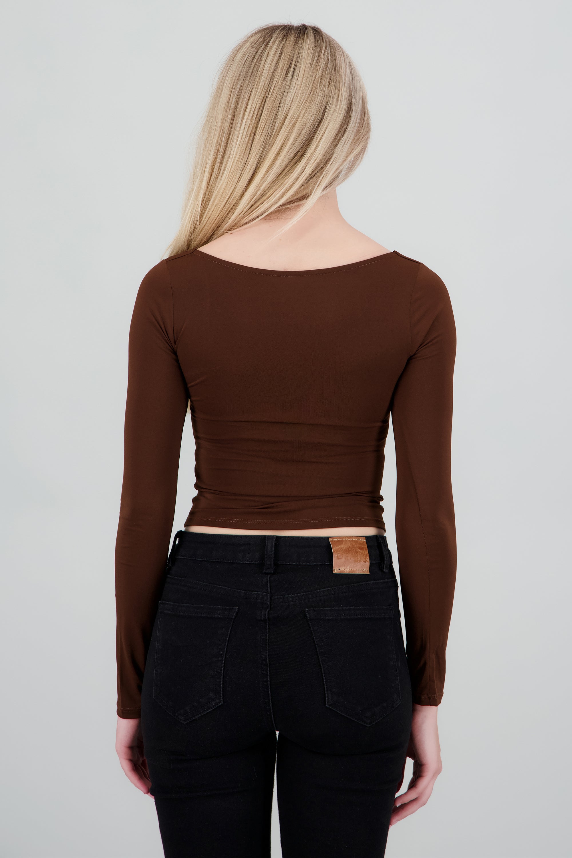 Top escote cuadrado manga larga CHOCOLATE