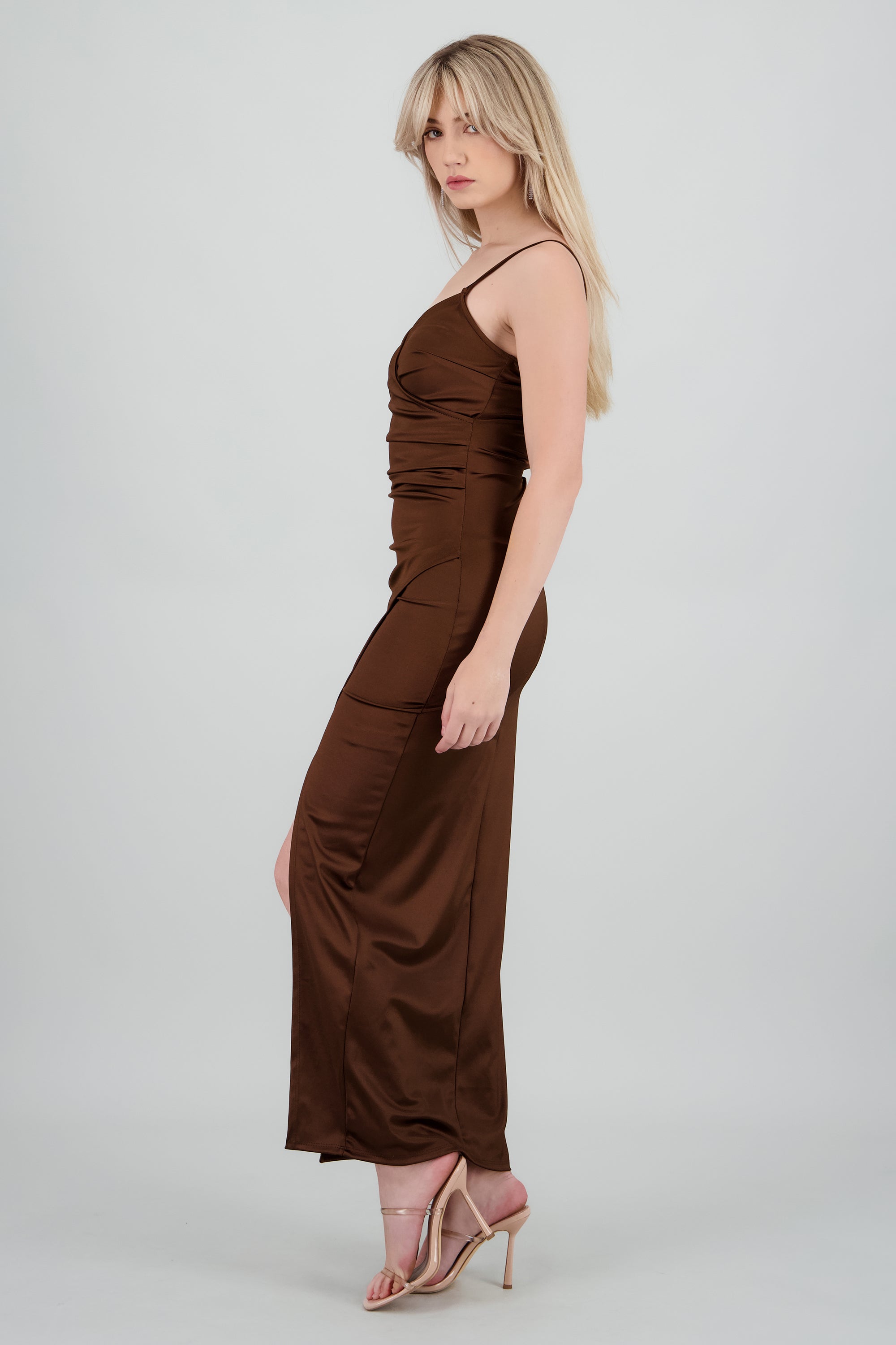 Vestido satinado midi CHOCOLATE