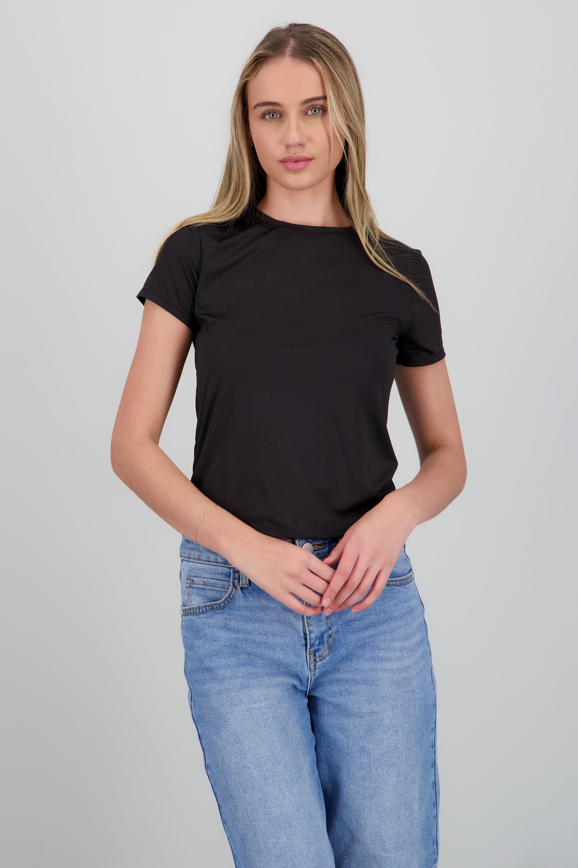 Playera deportiva lisa manga corta NEGRO