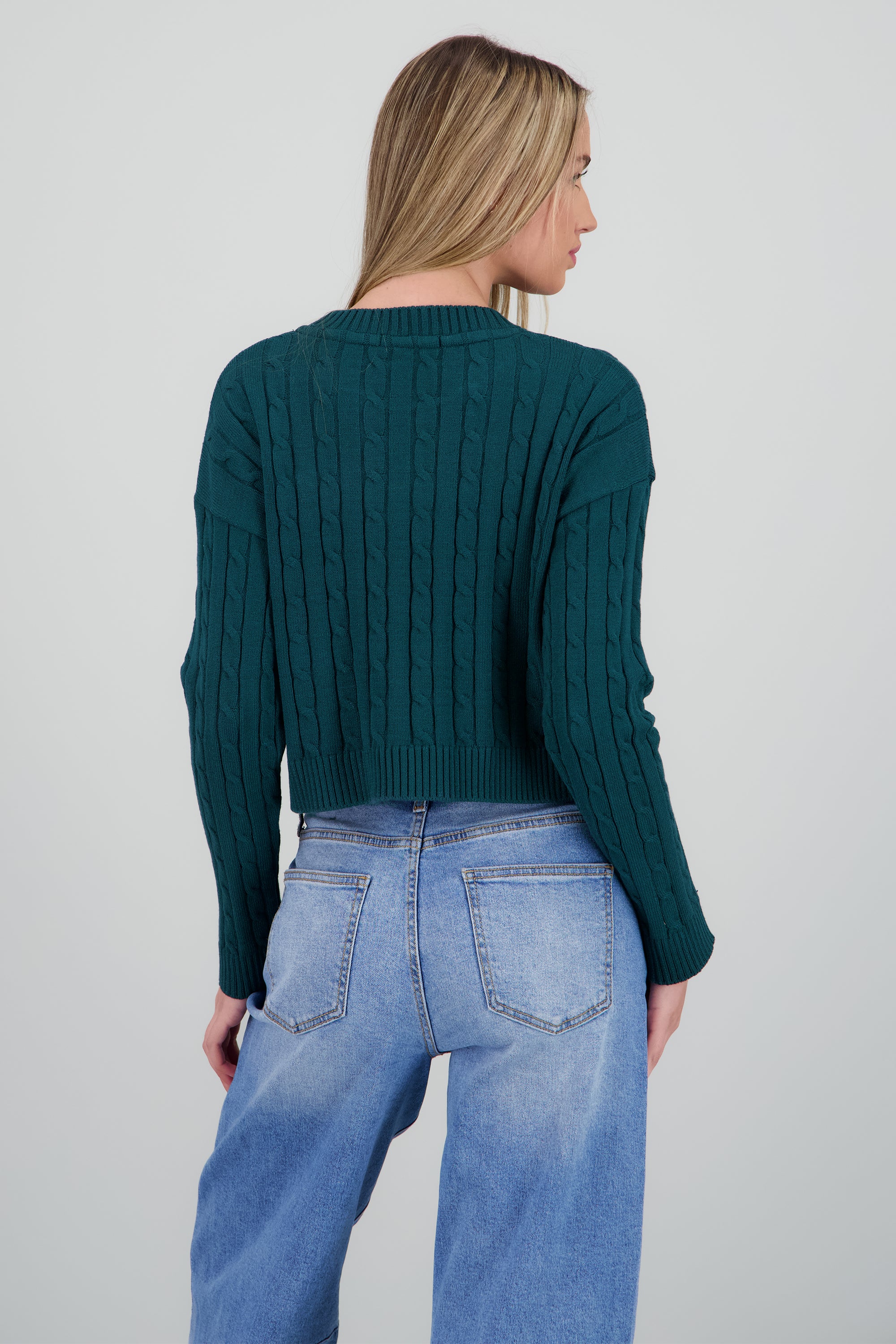 Sueter trenza osito bordado JADE