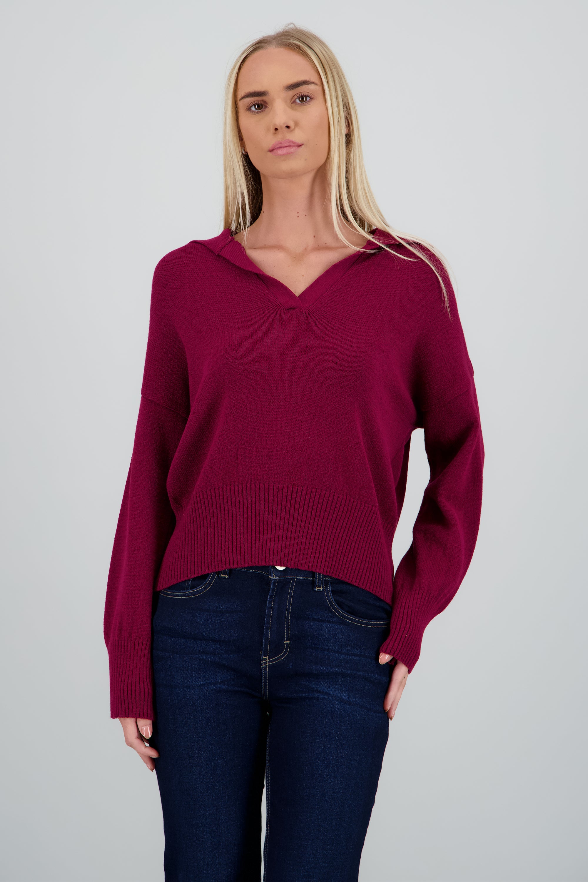 Sueter cuello polo liso VINO