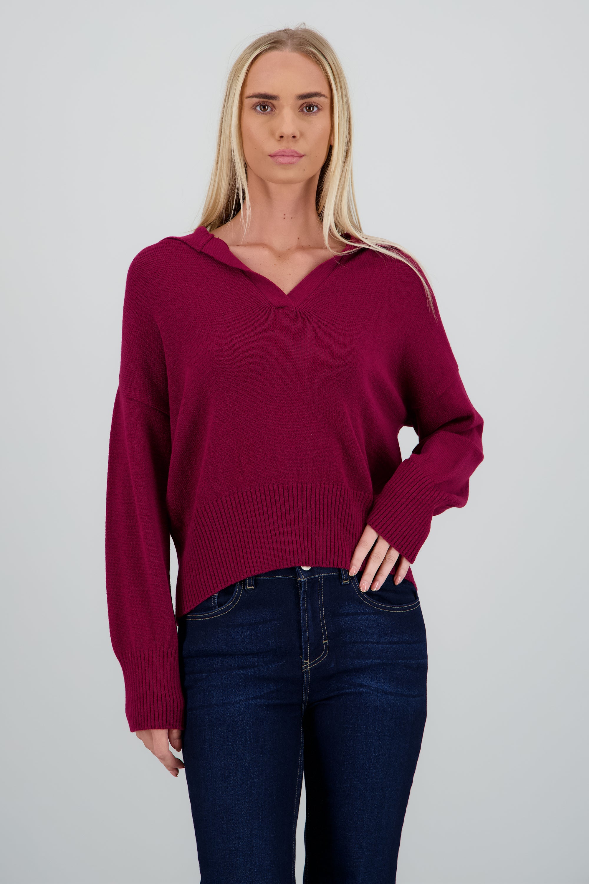 Sueter cuello polo liso VINO