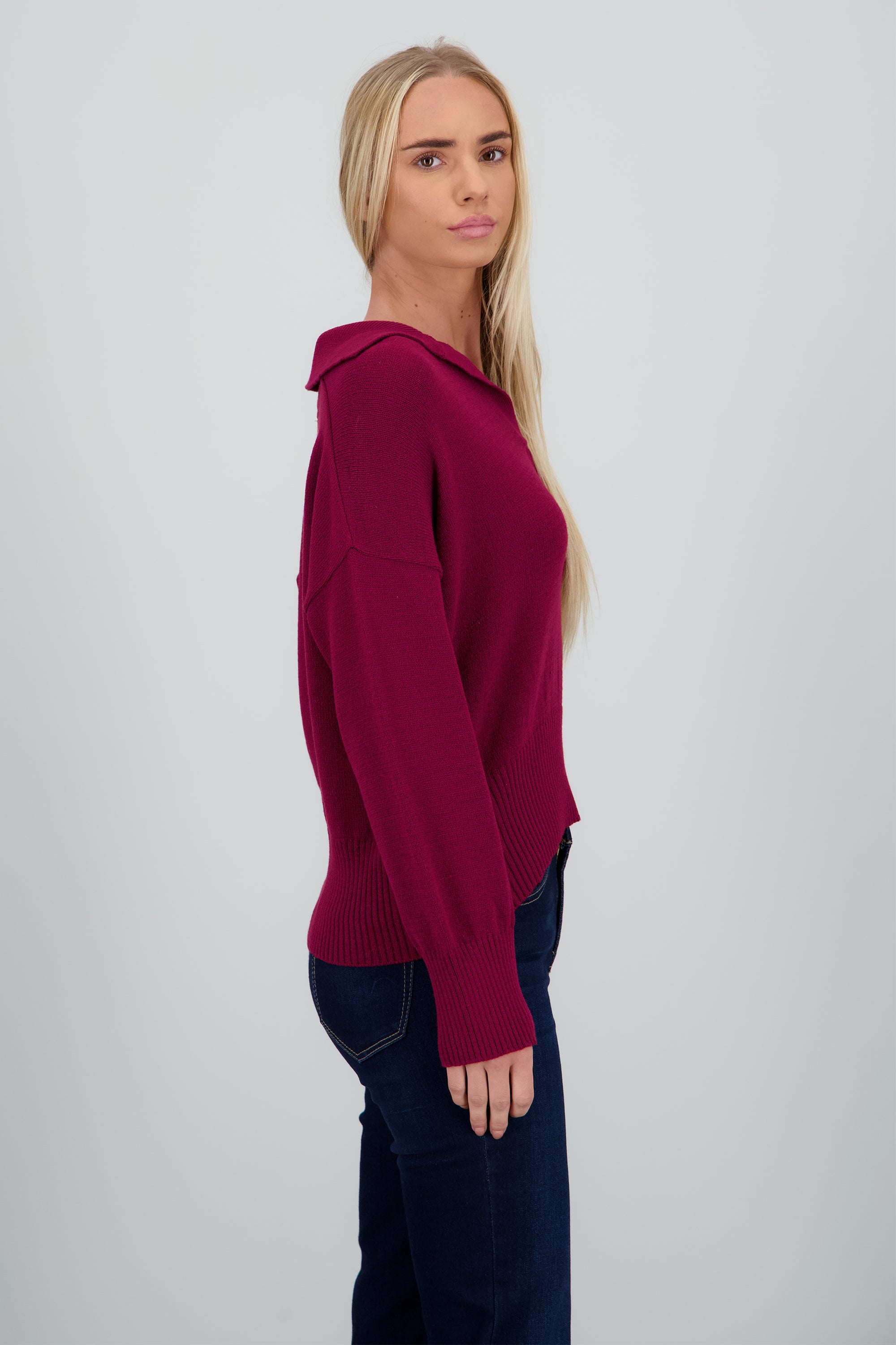 Sueter cuello polo liso VINO