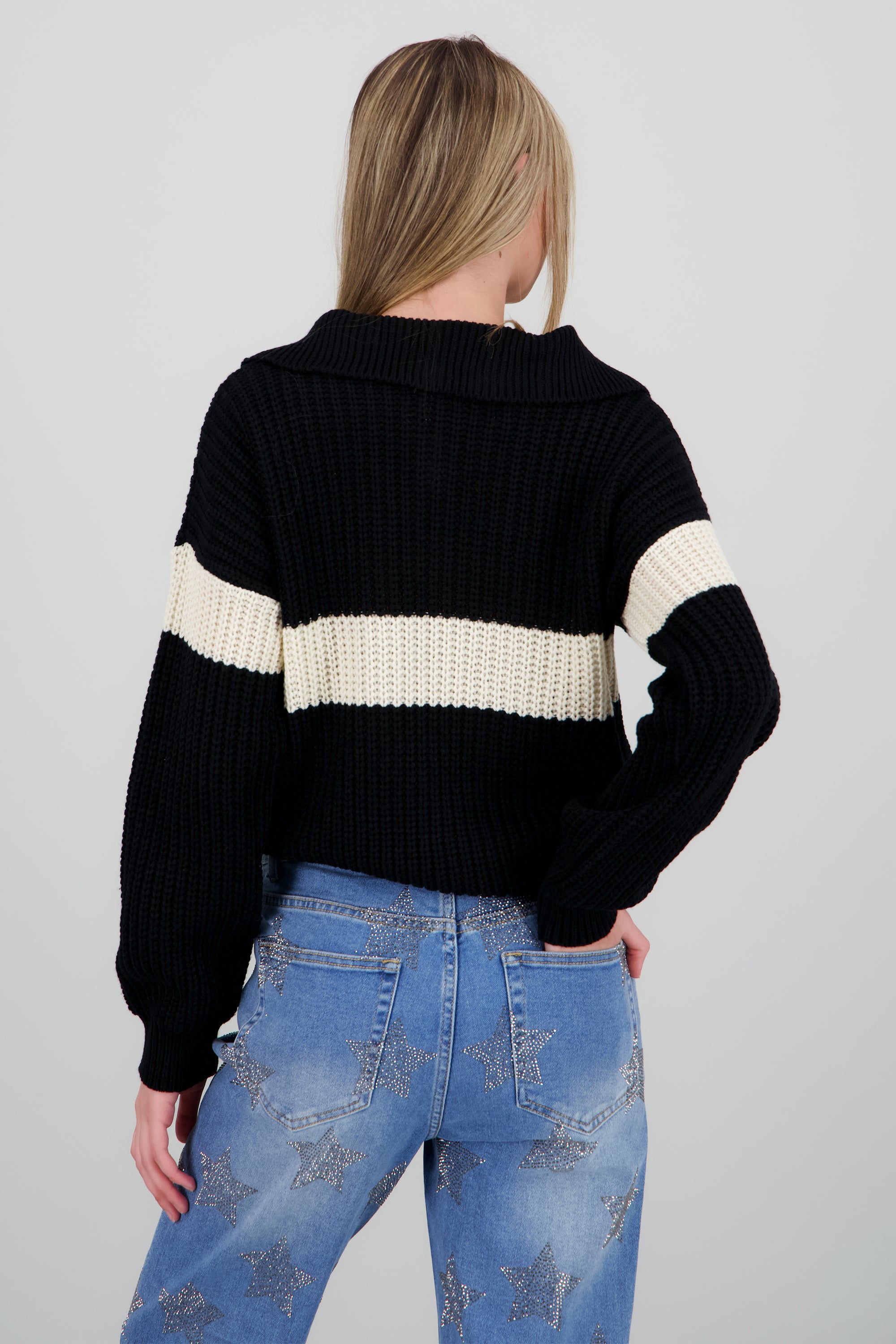 Sueter franja detalle cierre NEGRO