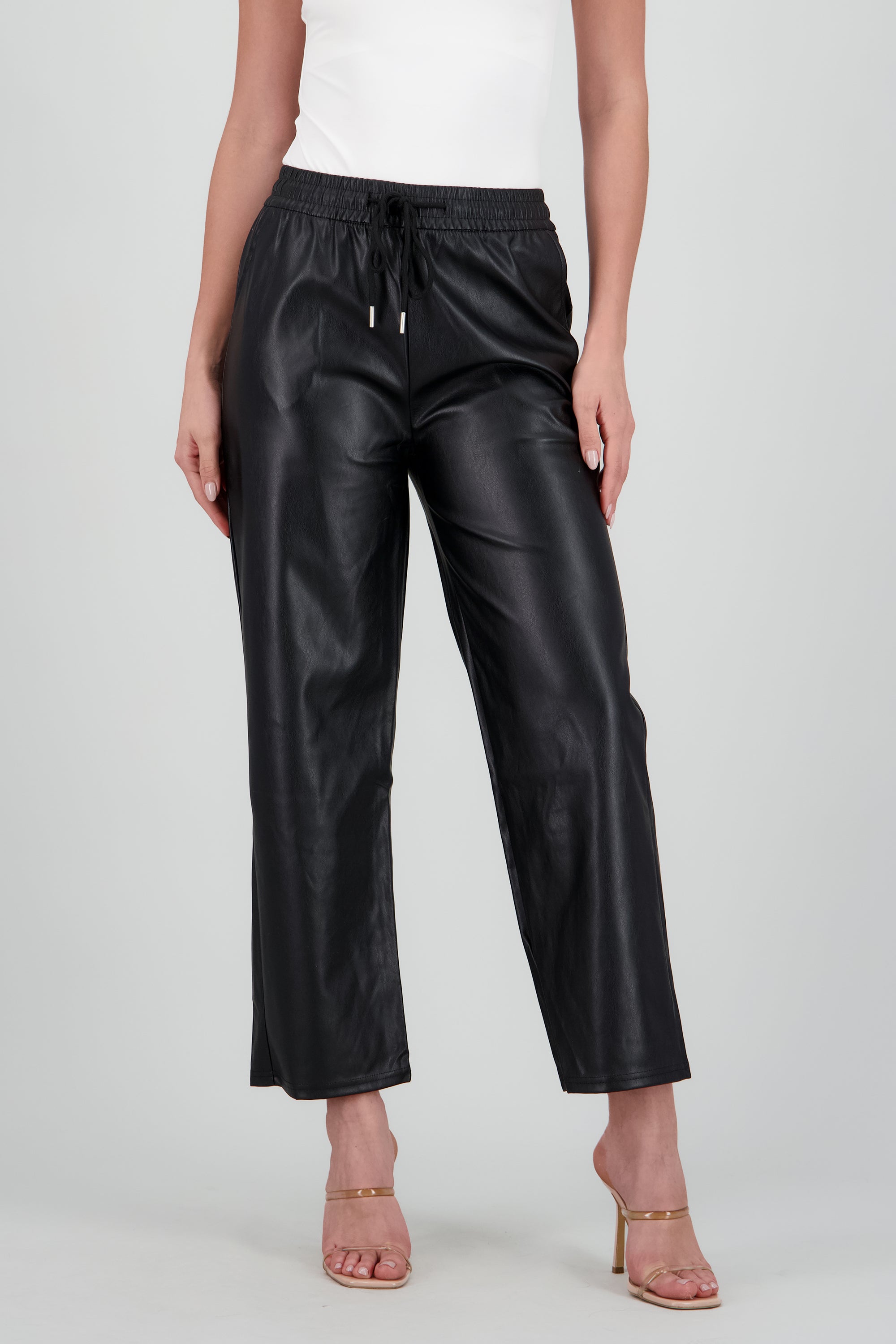 Pantalones de Pu corte recto NEGRO