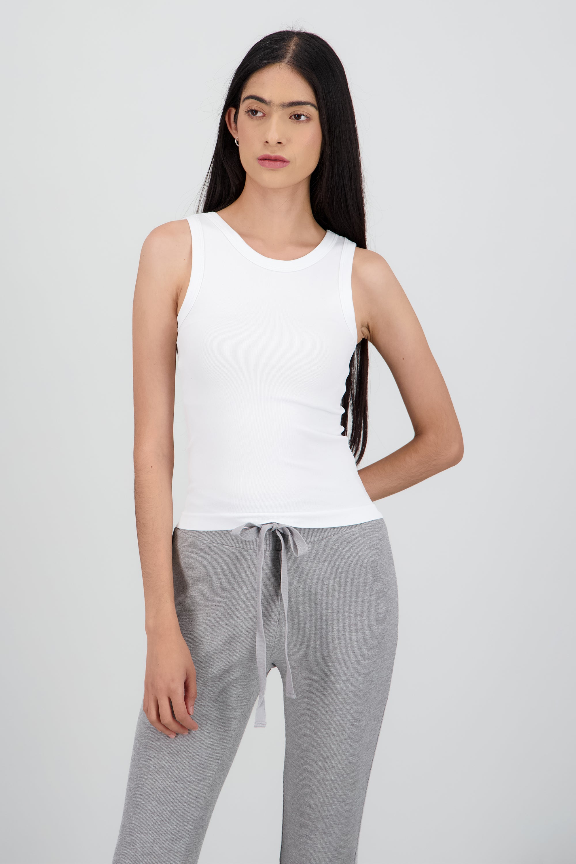 Top sin mangas basica BLANCO