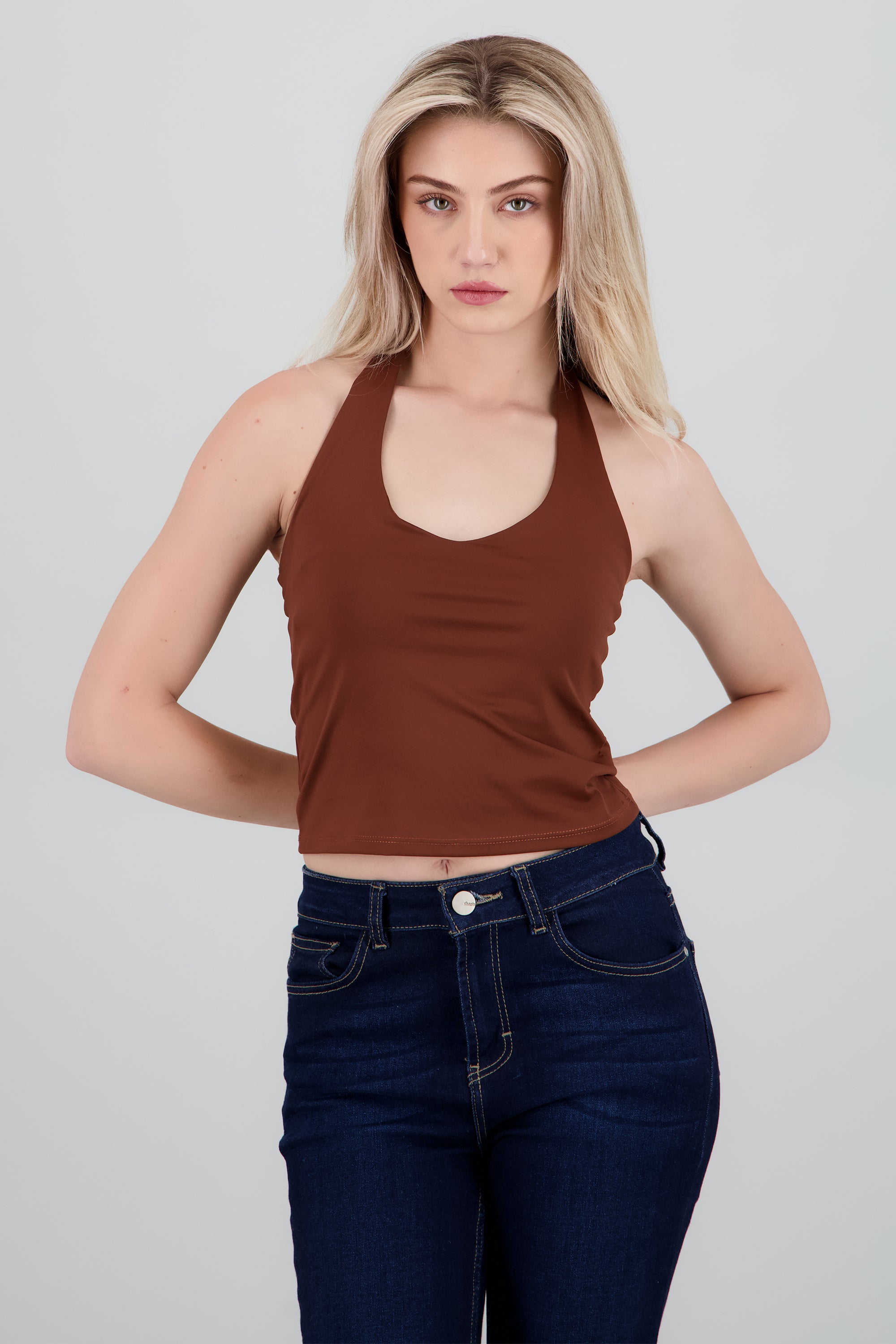 Top escote halter CHOCOLATE