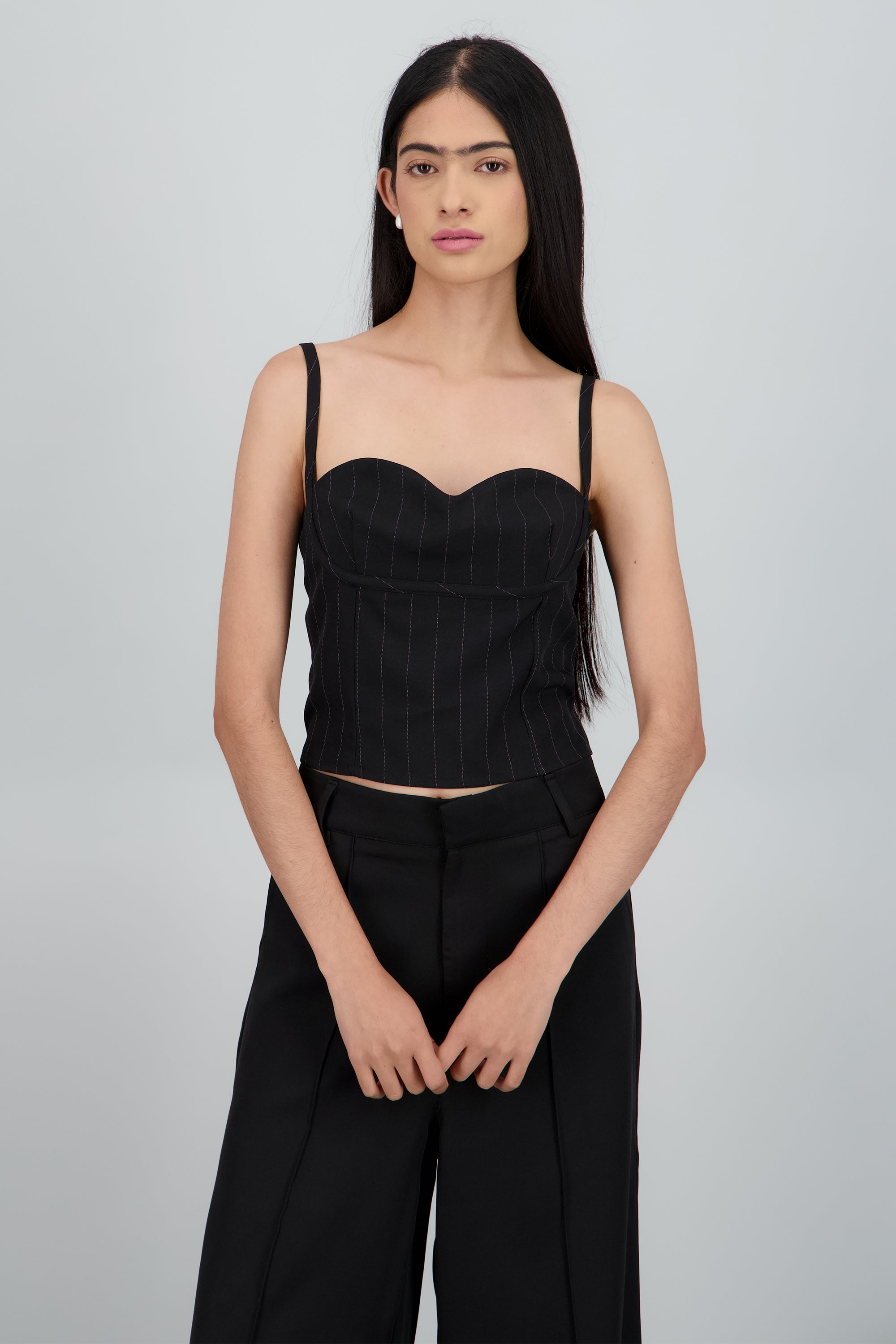 Top tirantes detalle corte NEGRO COMBO