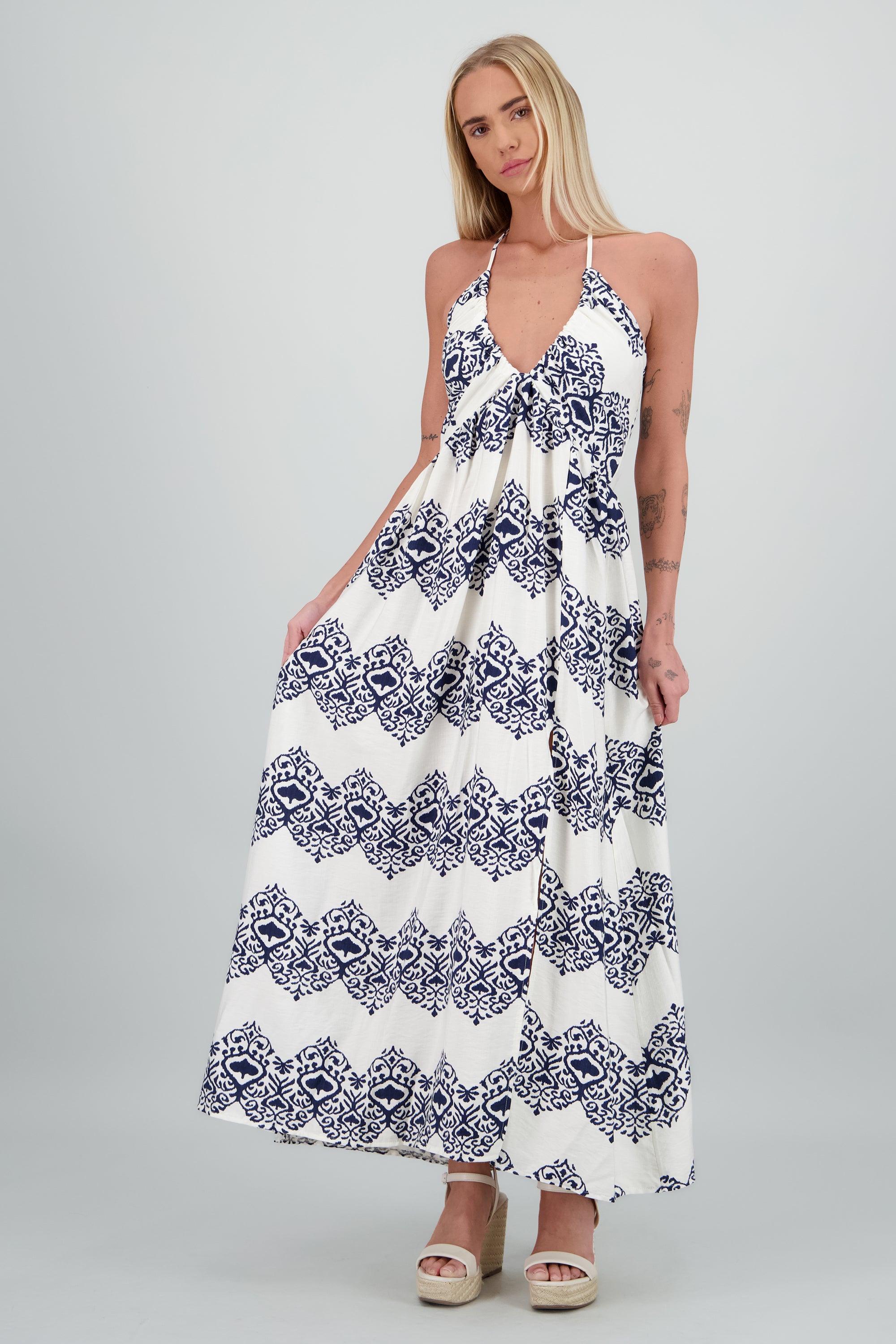 Vestido maxi estampado detalle escote MARINO COMBO