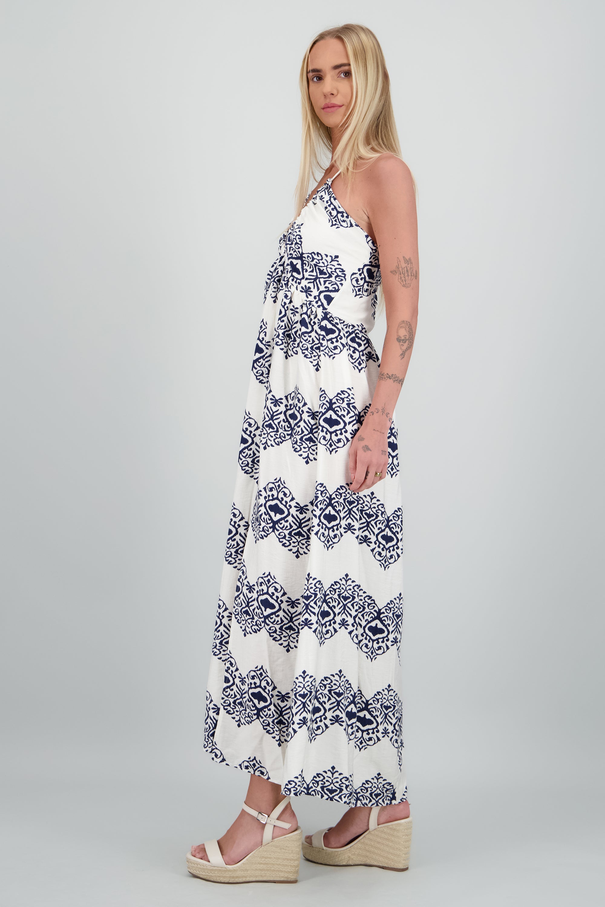 Vestido maxi estampado detalle escote MARINO COMBO