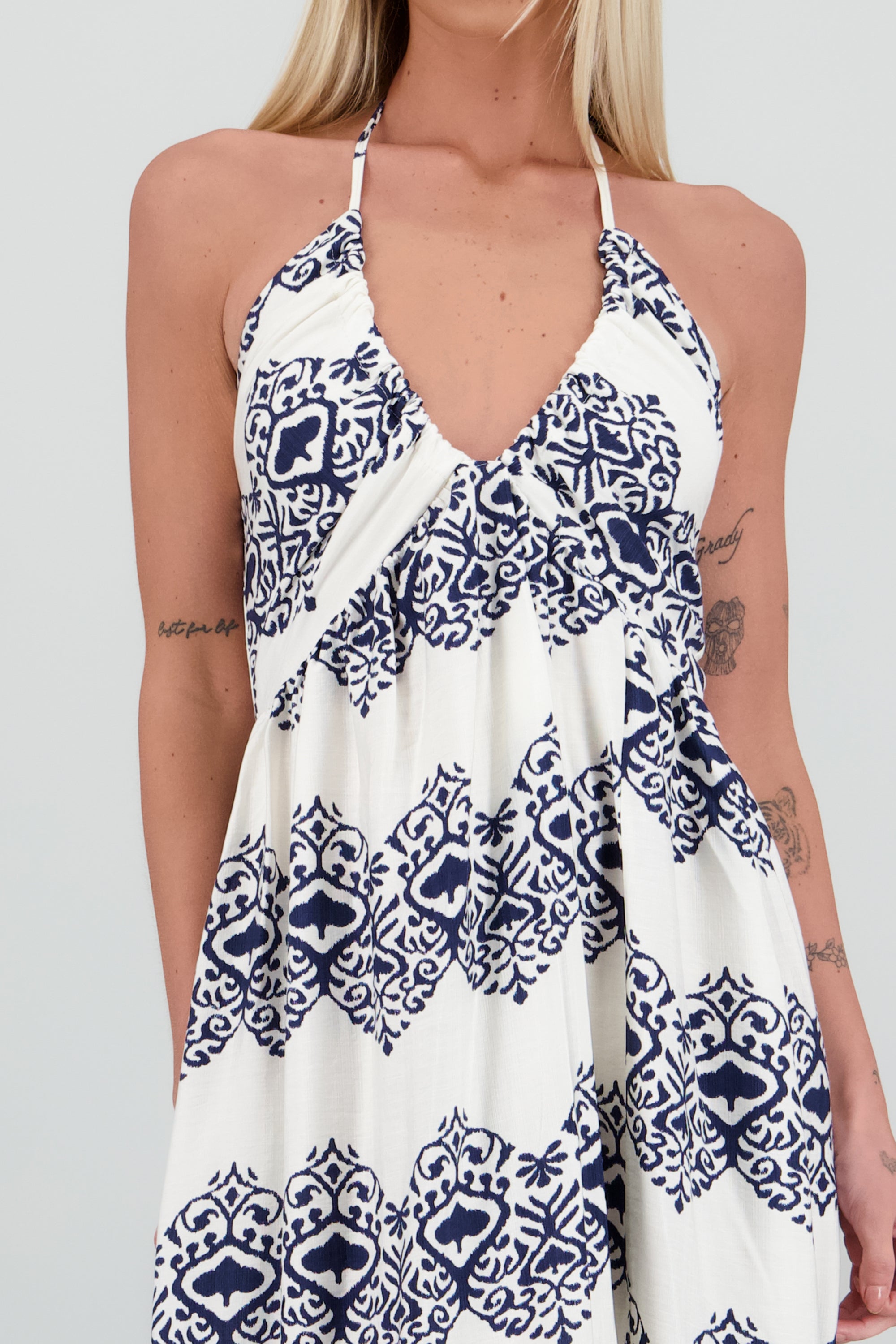 Vestido maxi estampado detalle escote MARINO COMBO