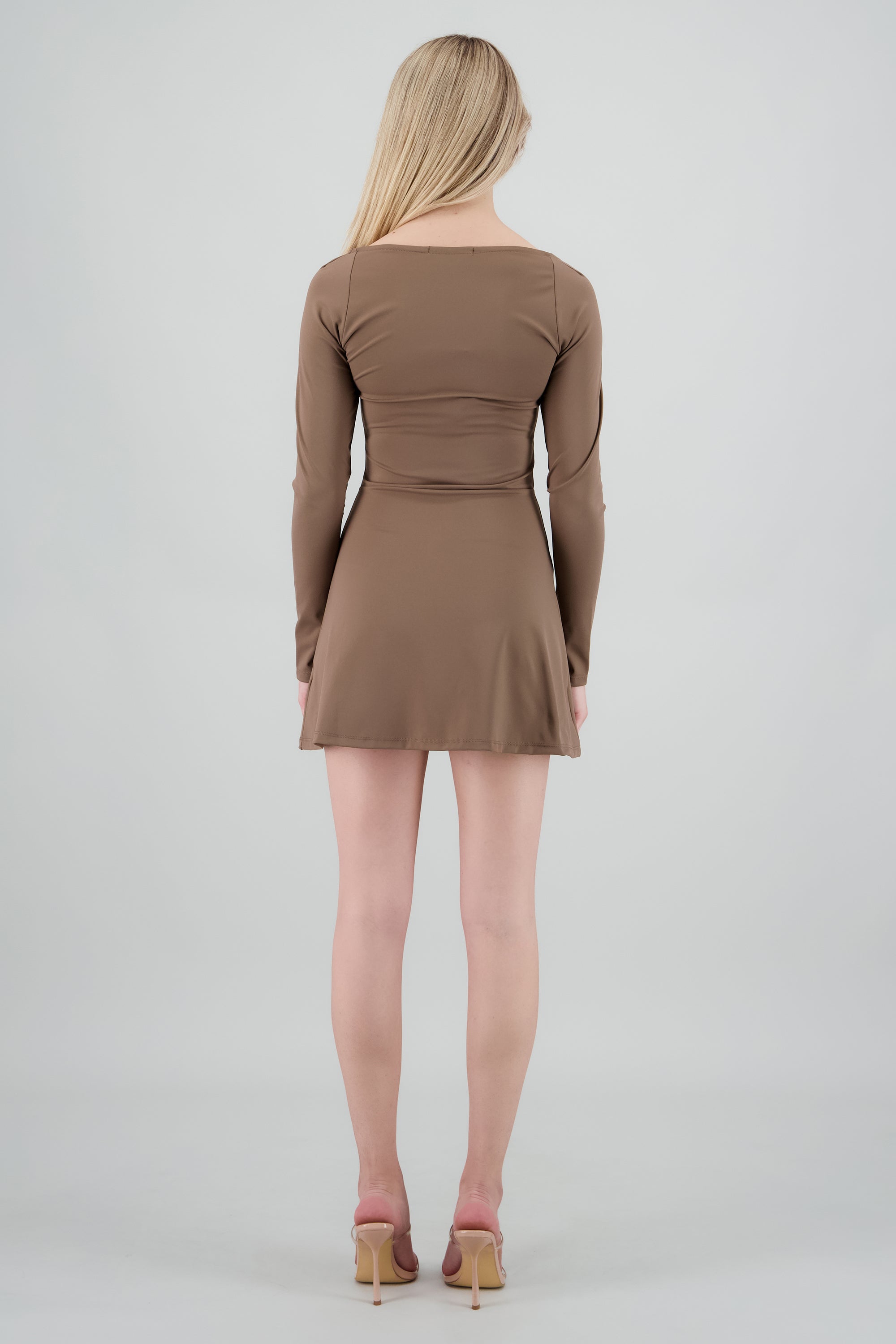 Vestido mini manga larga cuello cuadrado TAUPE