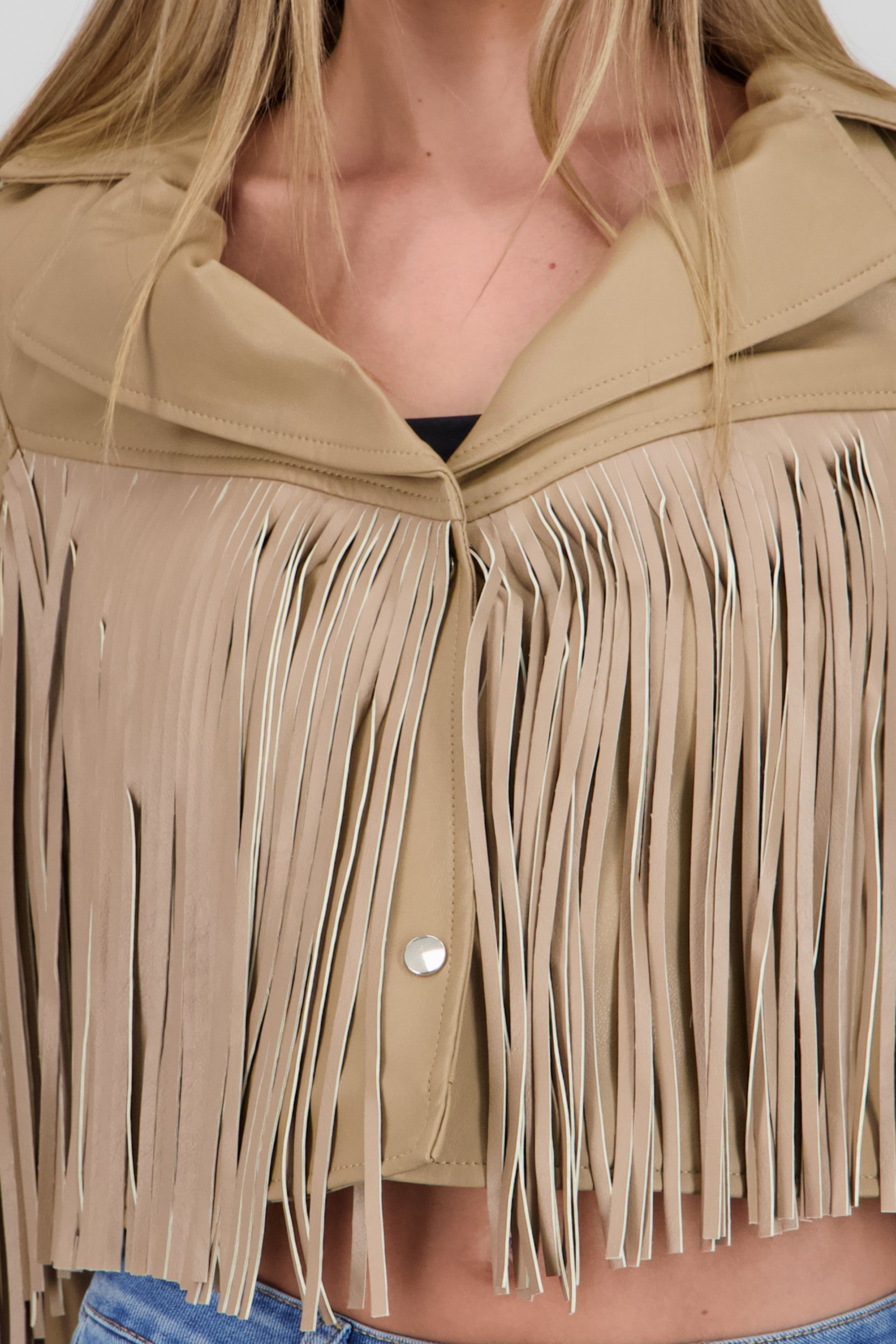 Chamarra fringe PU BEIGE