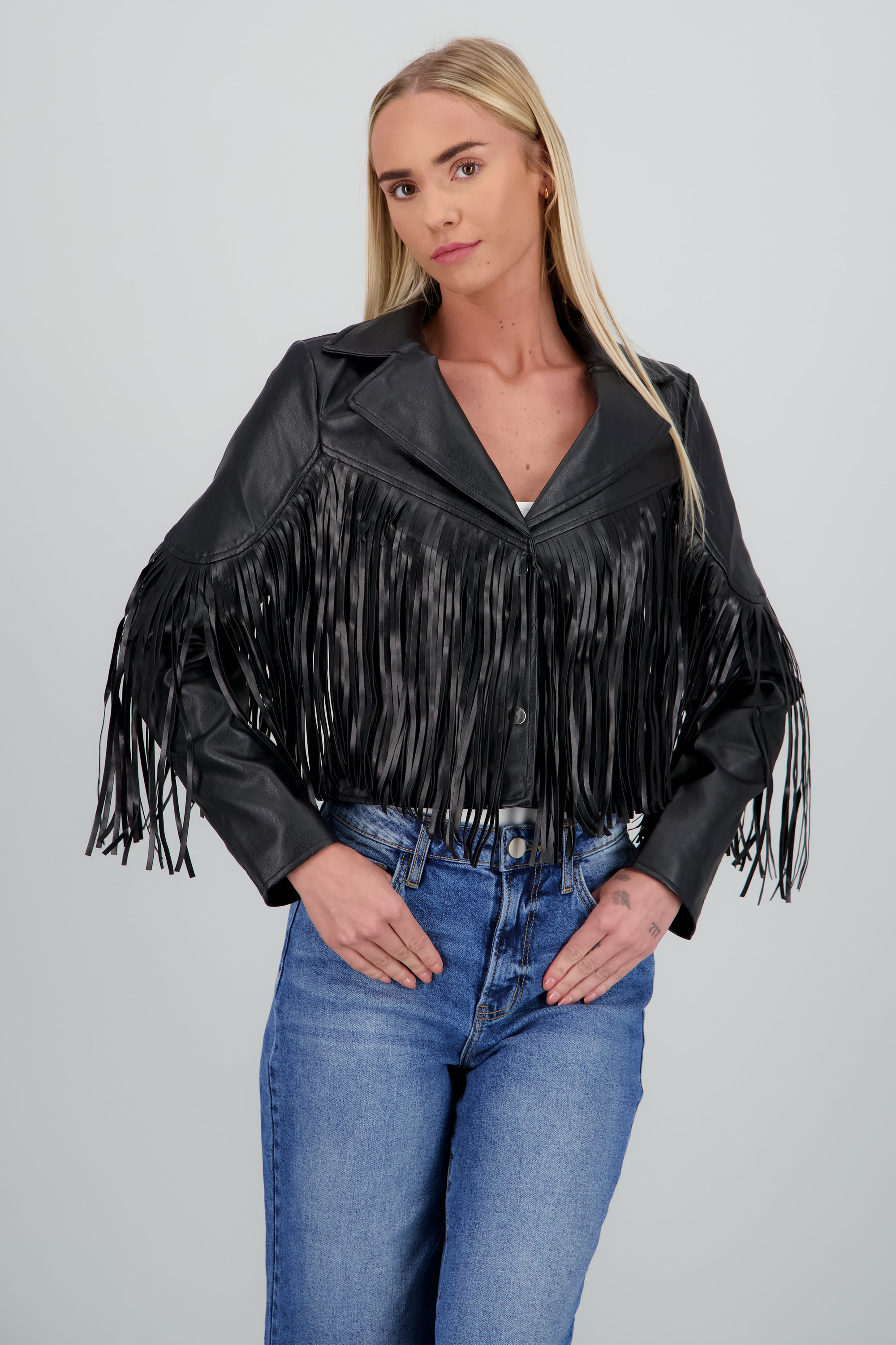 Chamarra fringe PU NEGRO