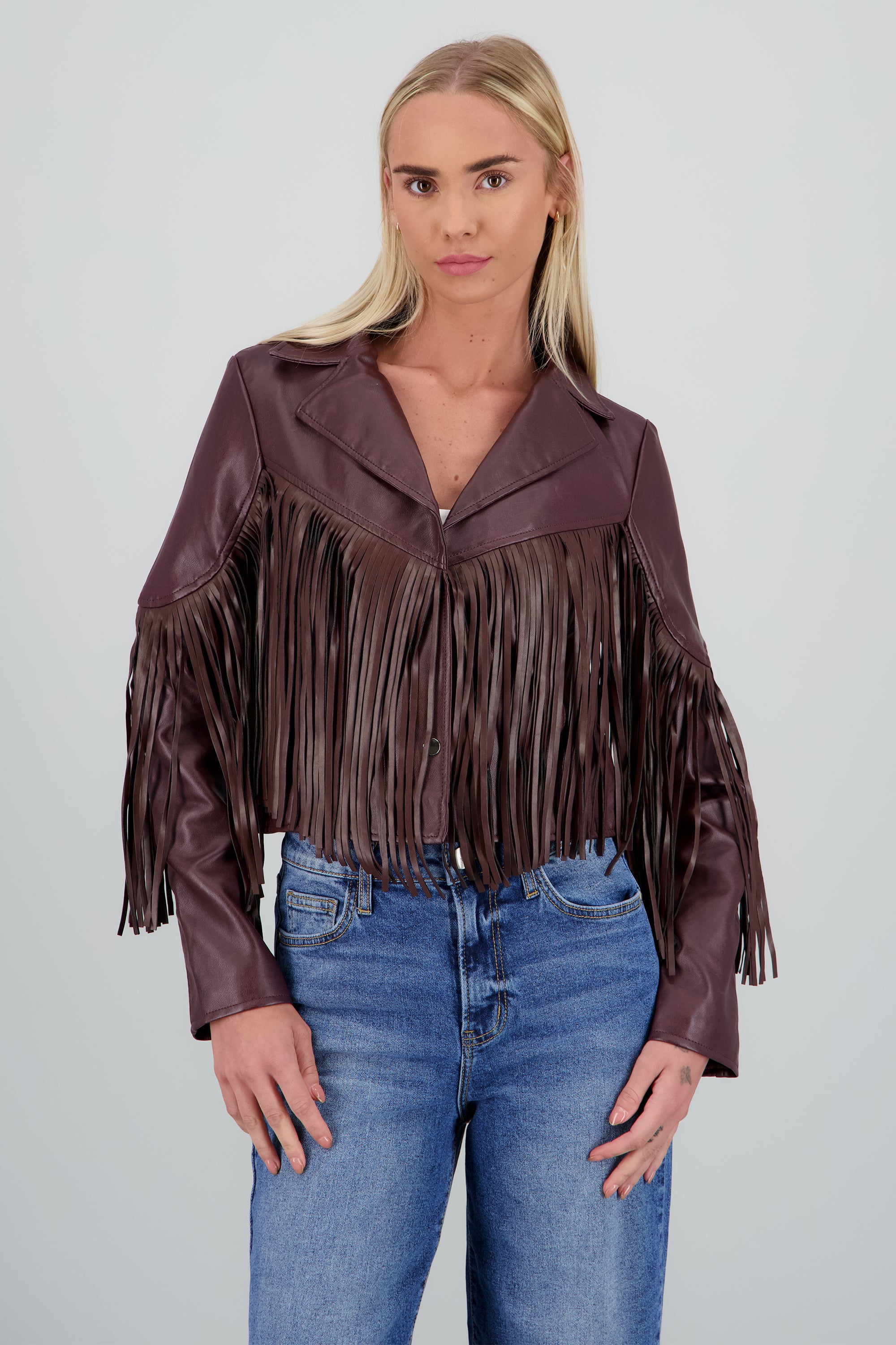 Chamarra fringe PU VINO