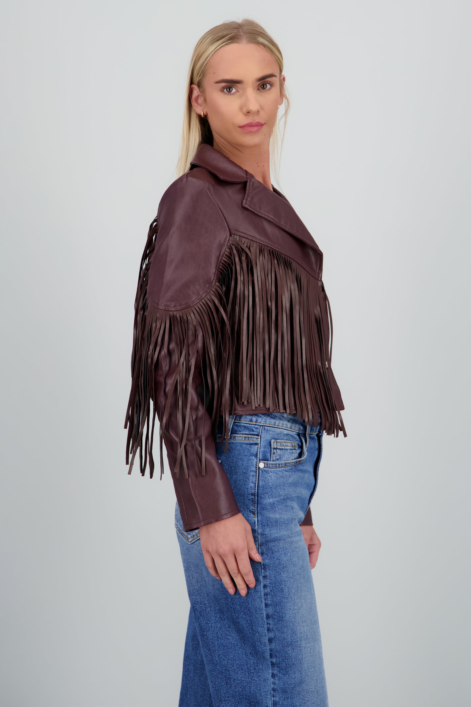 Chamarra fringe PU VINO