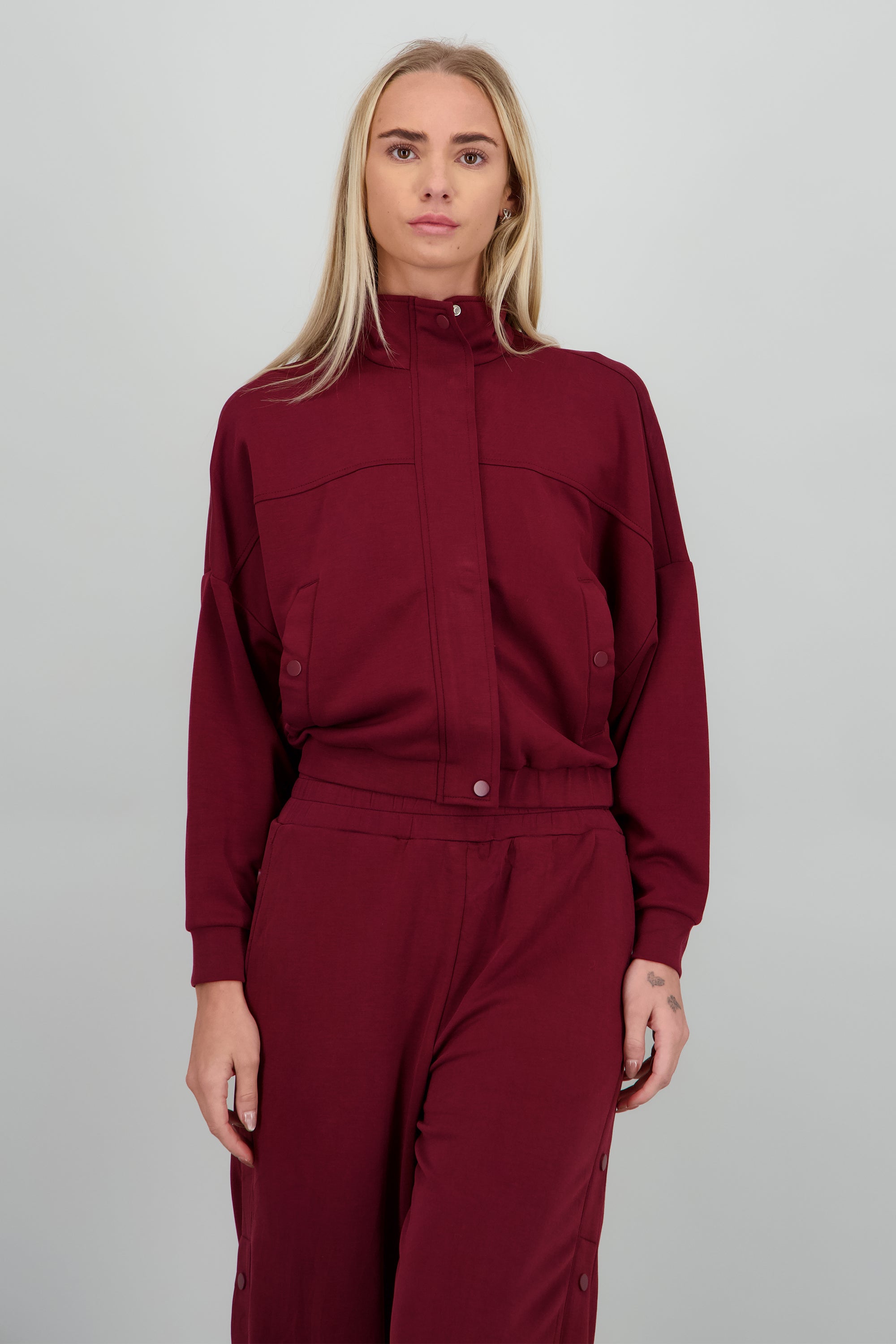 Sudadera con cierre y botones VINO