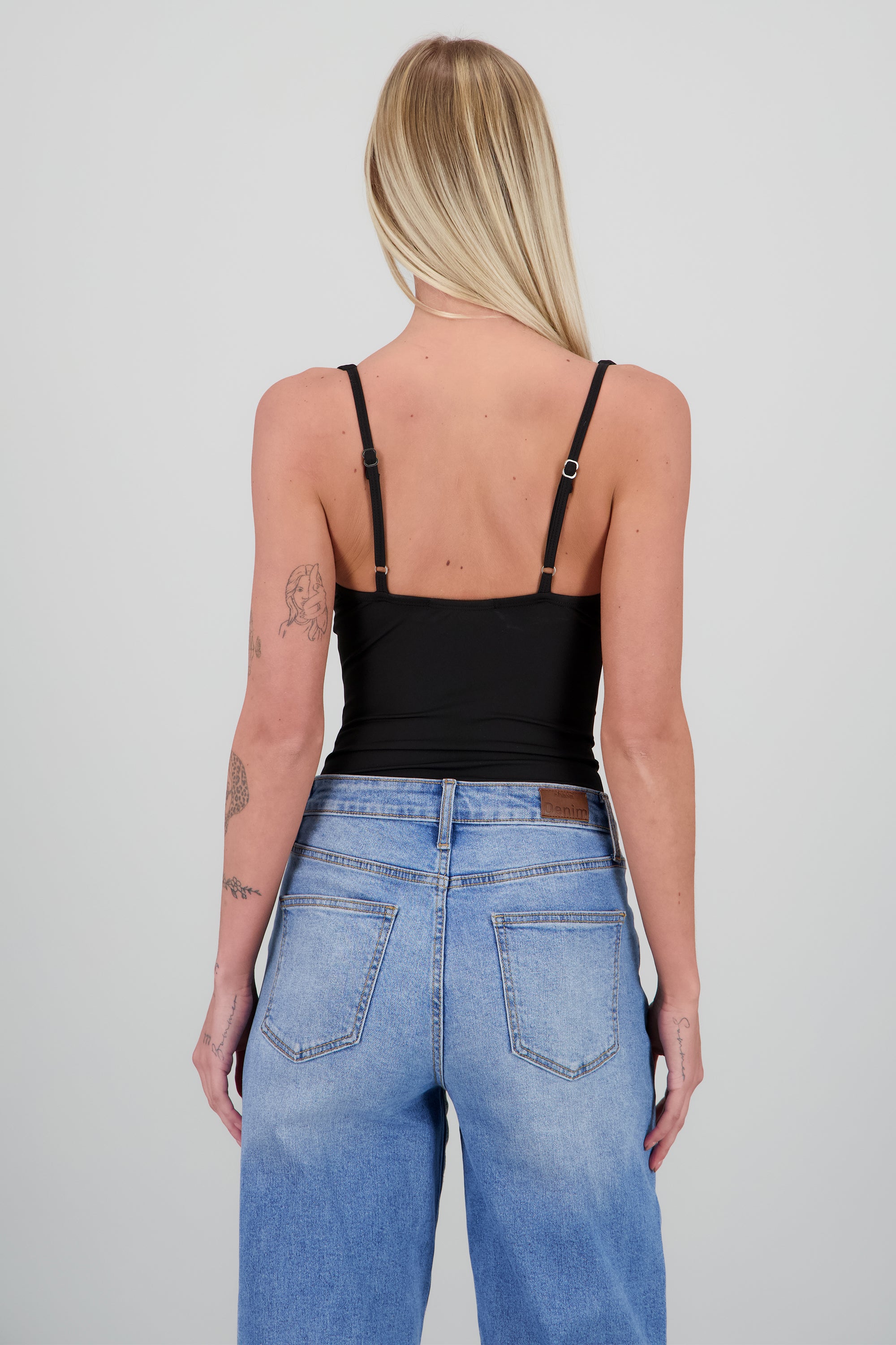 Bodysuit escote en v tirantes NEGRO