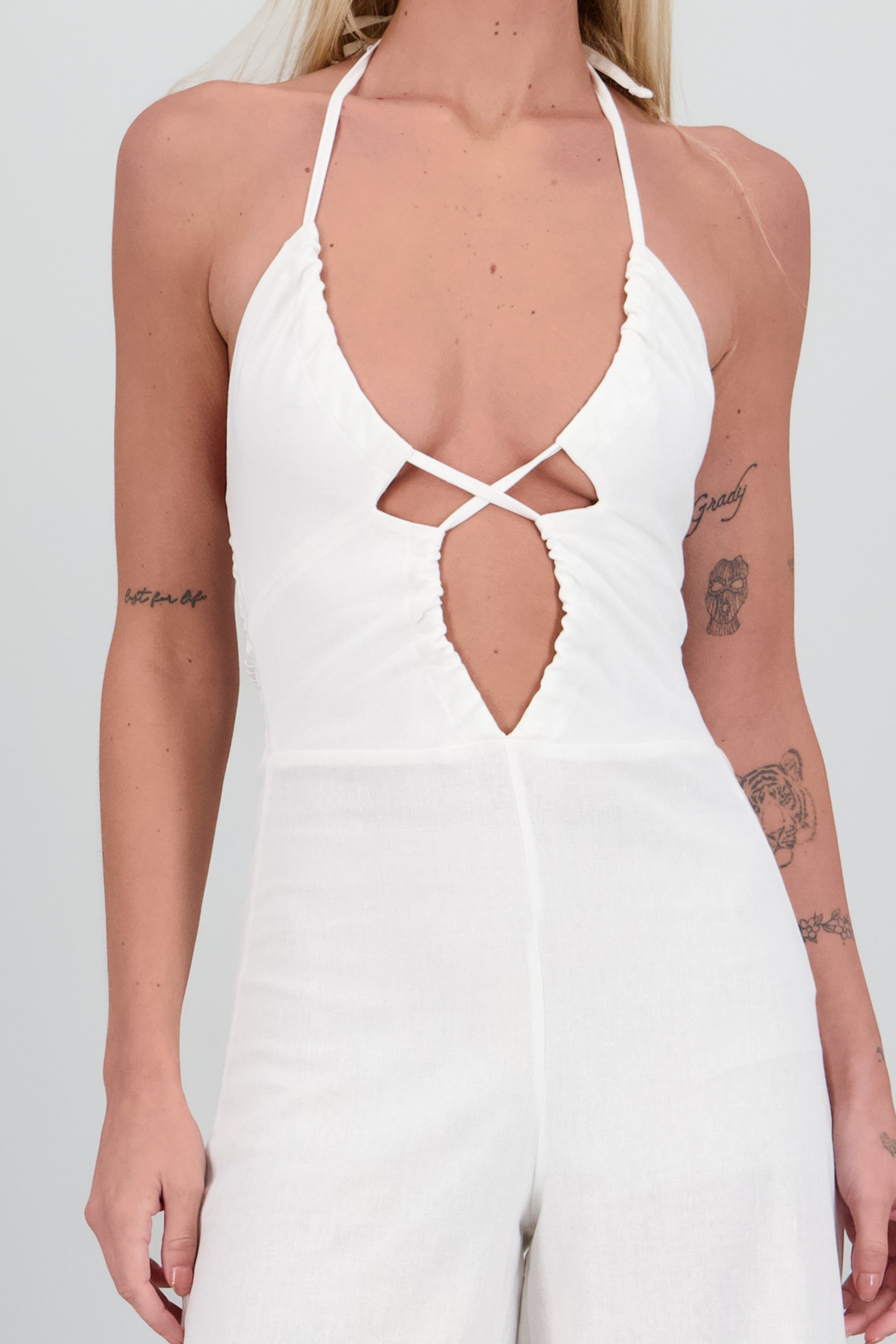 Jumpsuit cut out pierna amplia BLANCO