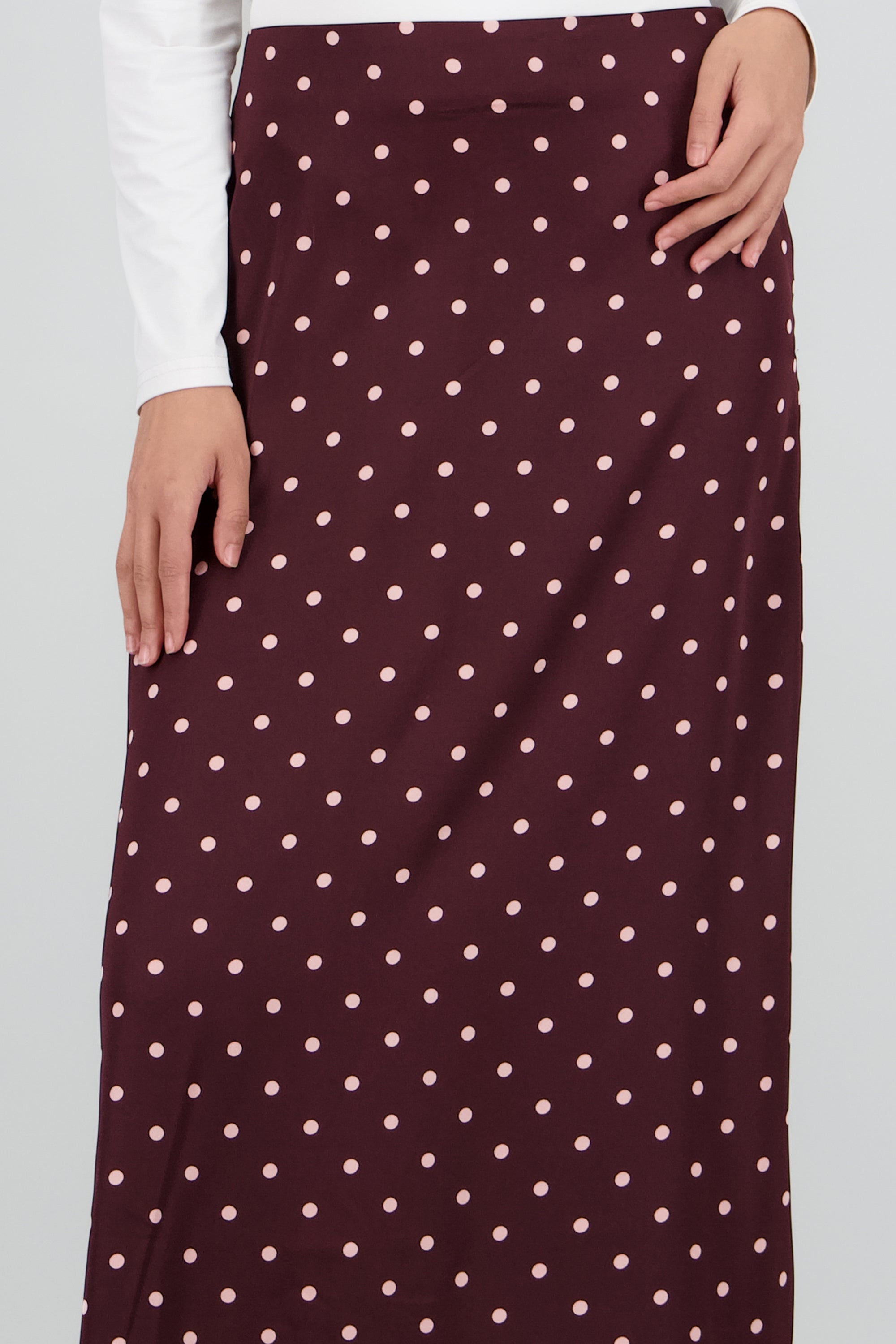 Maxi falda lunares de satin CAFE COMBO