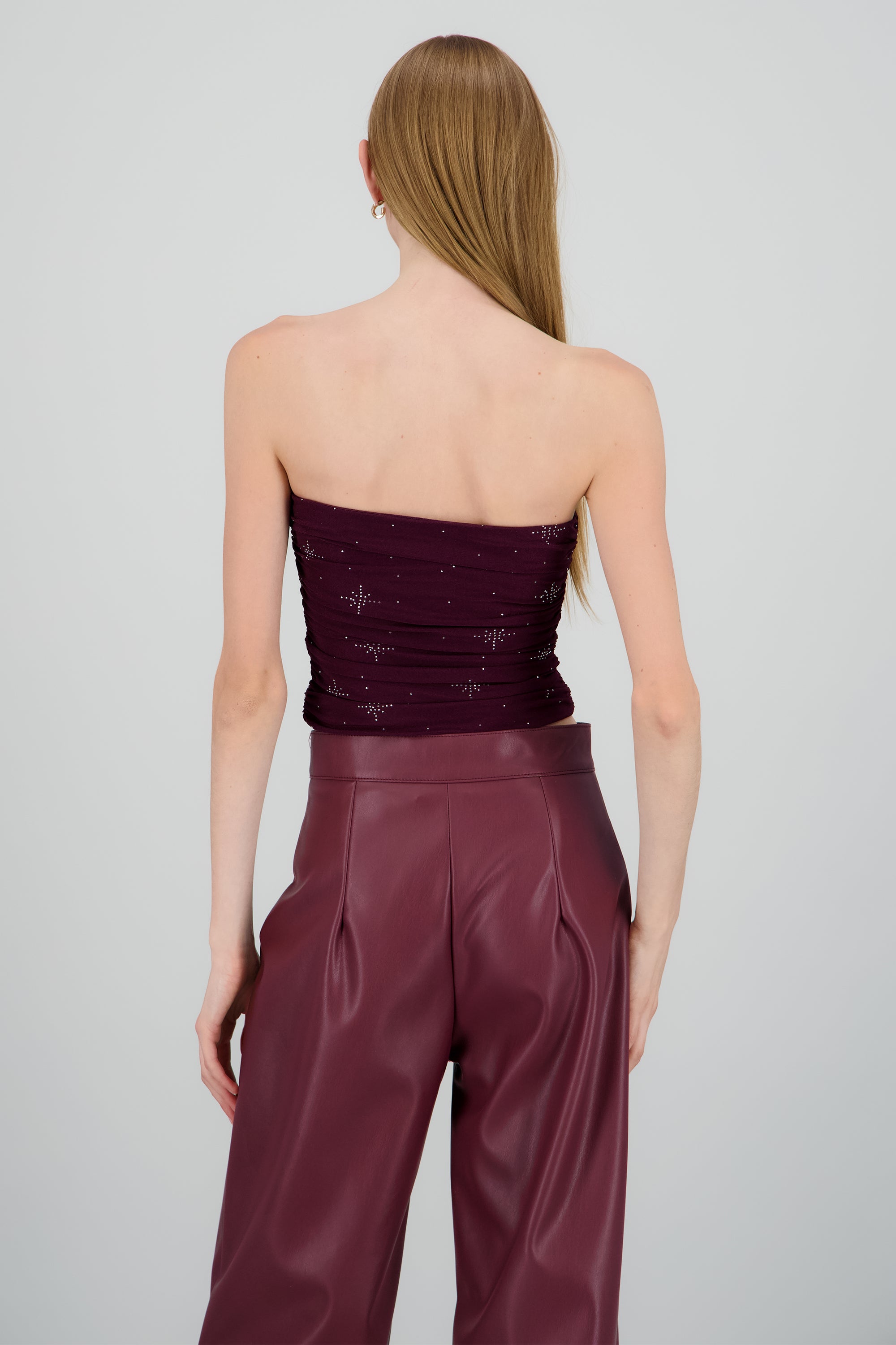 Top strapless drapeado brillo VINO