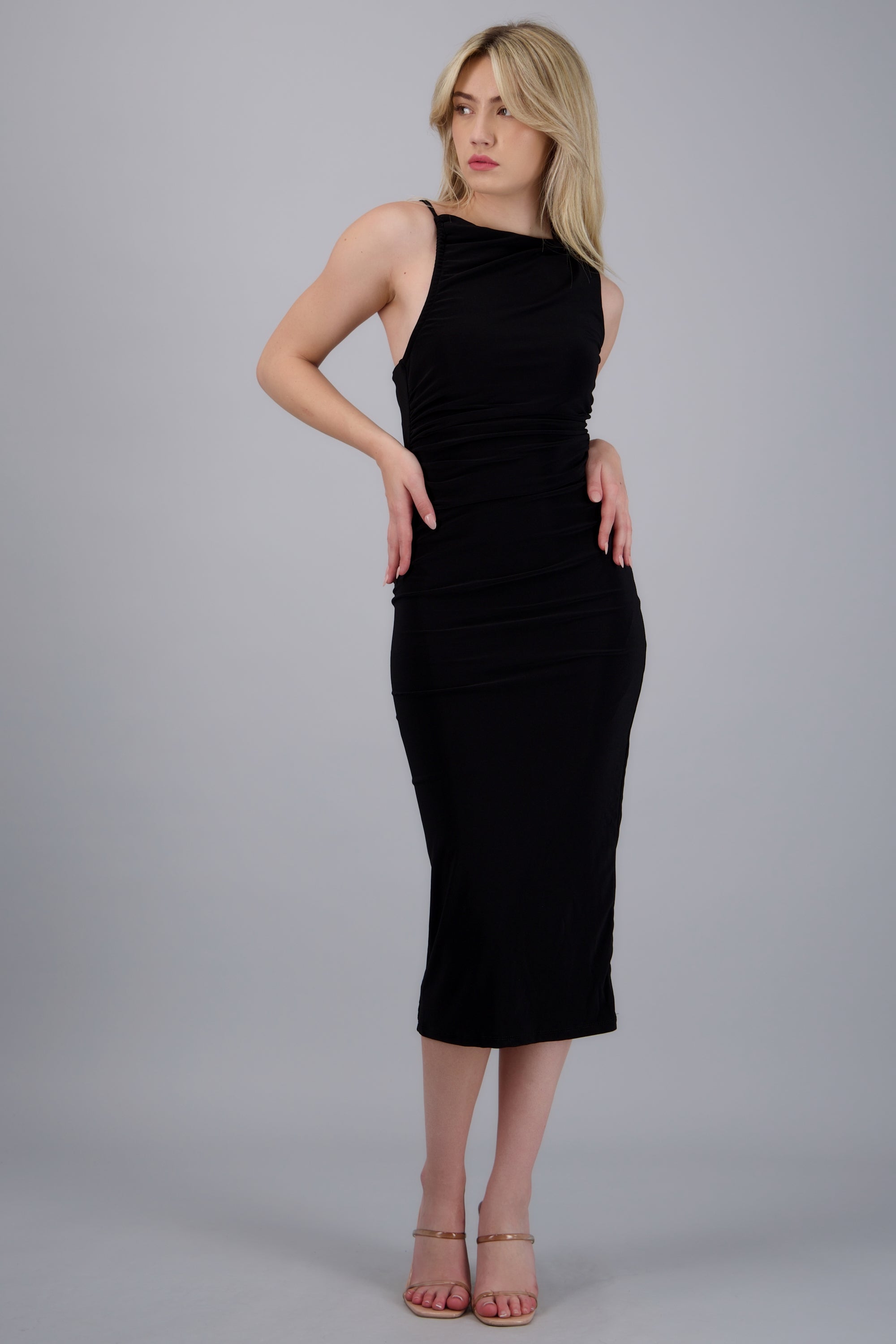 Vestido maxi liso espalda abierta NEGRO