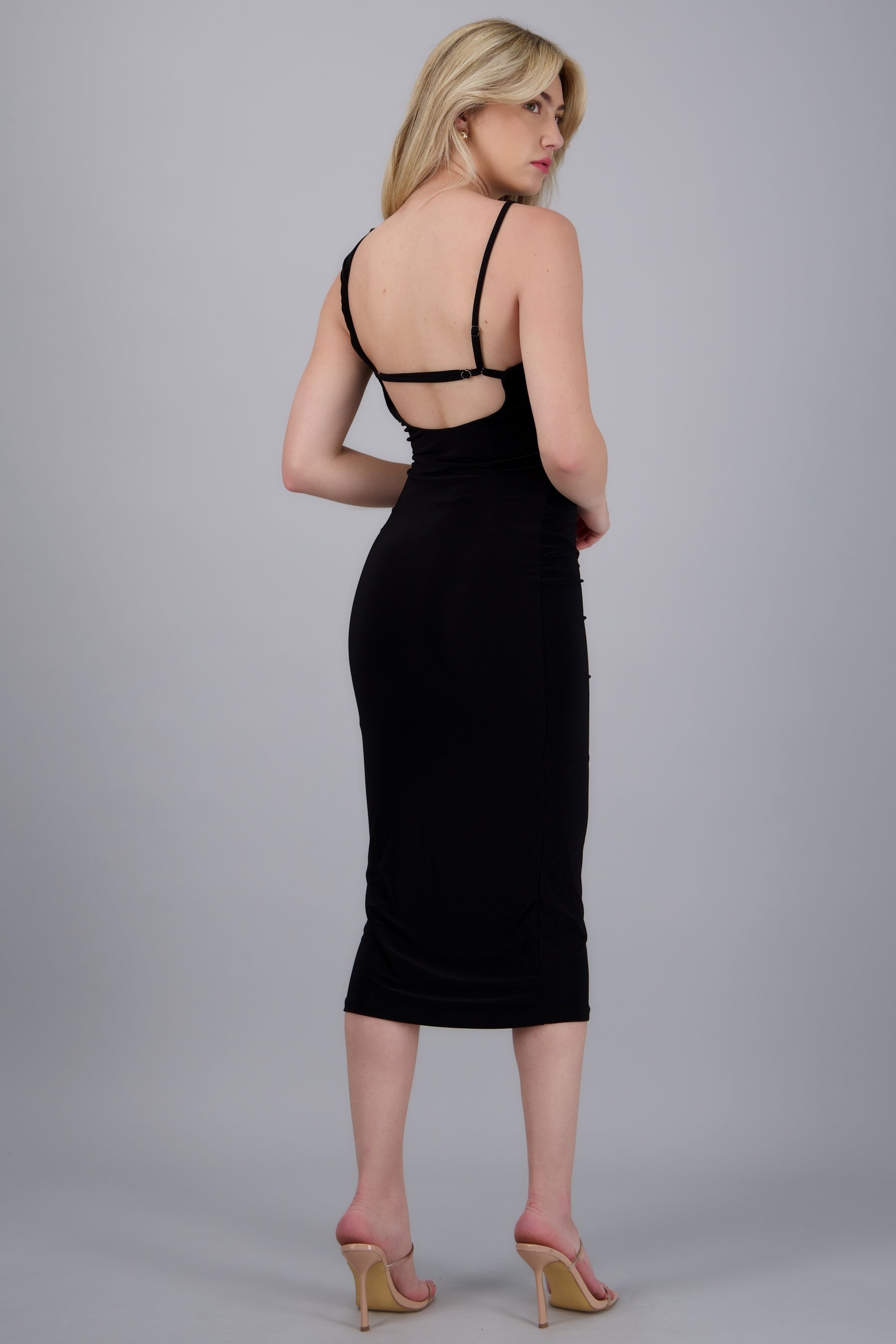 Vestido maxi liso espalda abierta NEGRO
