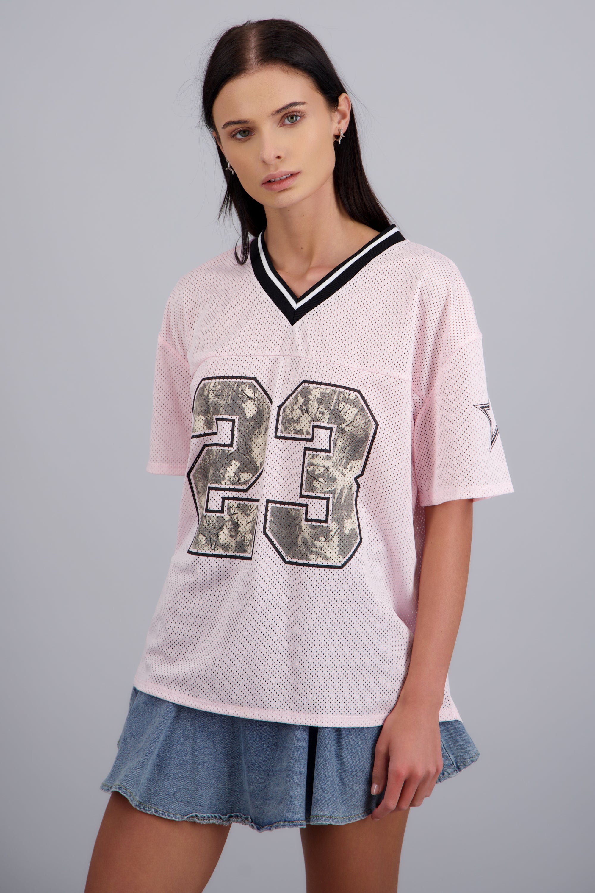 Playera tipo jersey numero camuflaje ROSA COMBO