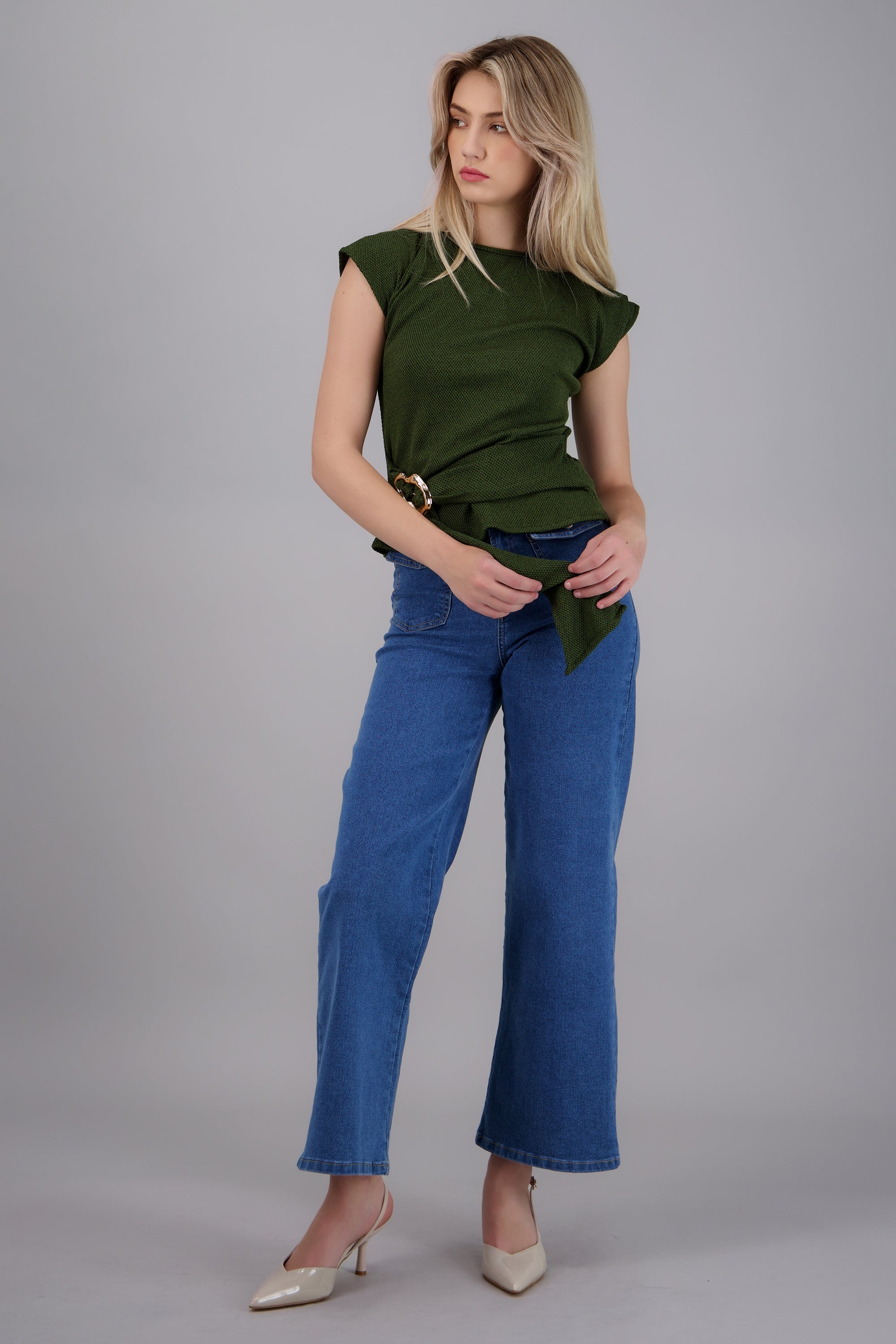 Top textura fajon con hebilla VERDE