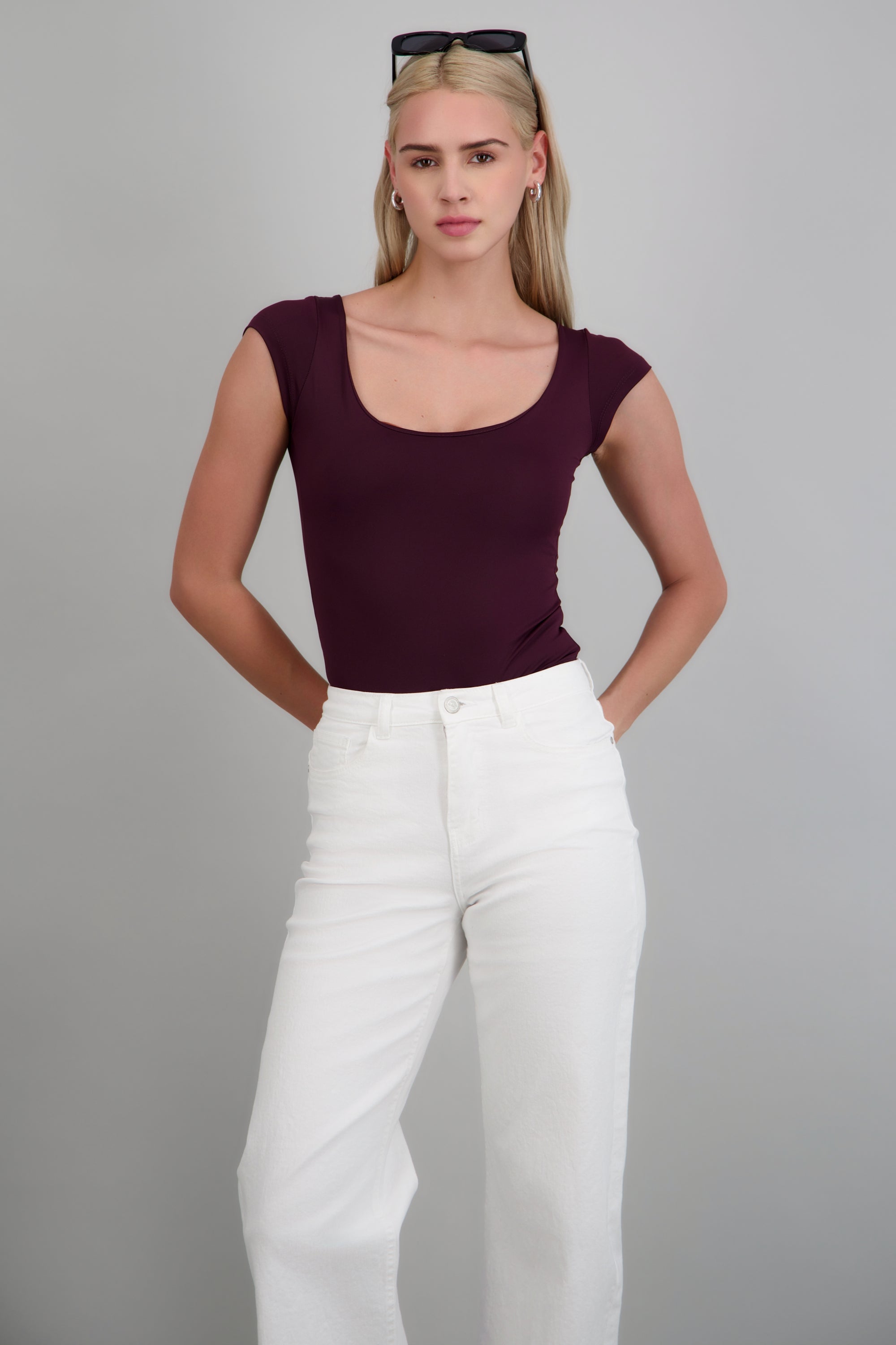 Bodysuit escote redondo manga corta liso CIRUELA