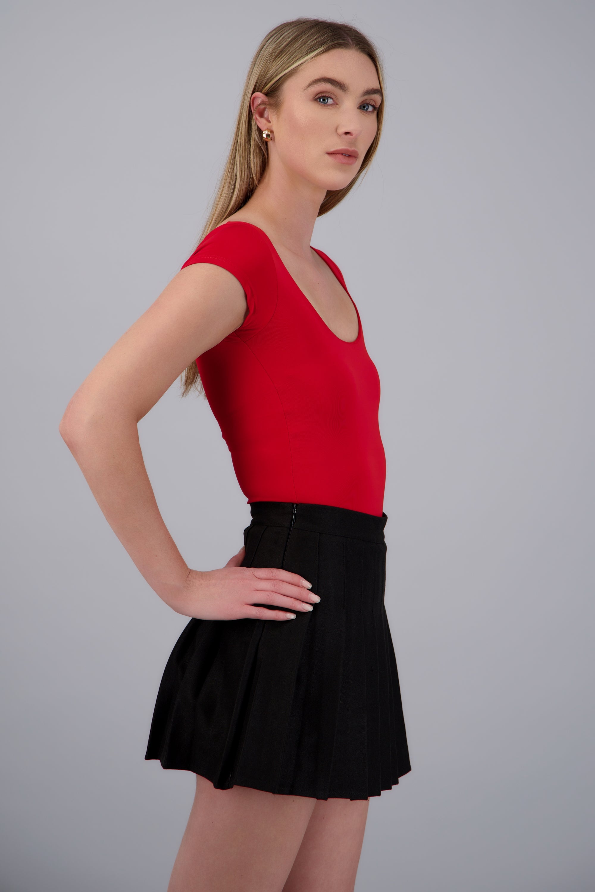 Bodysuit escote redondo manga corta liso ROJO