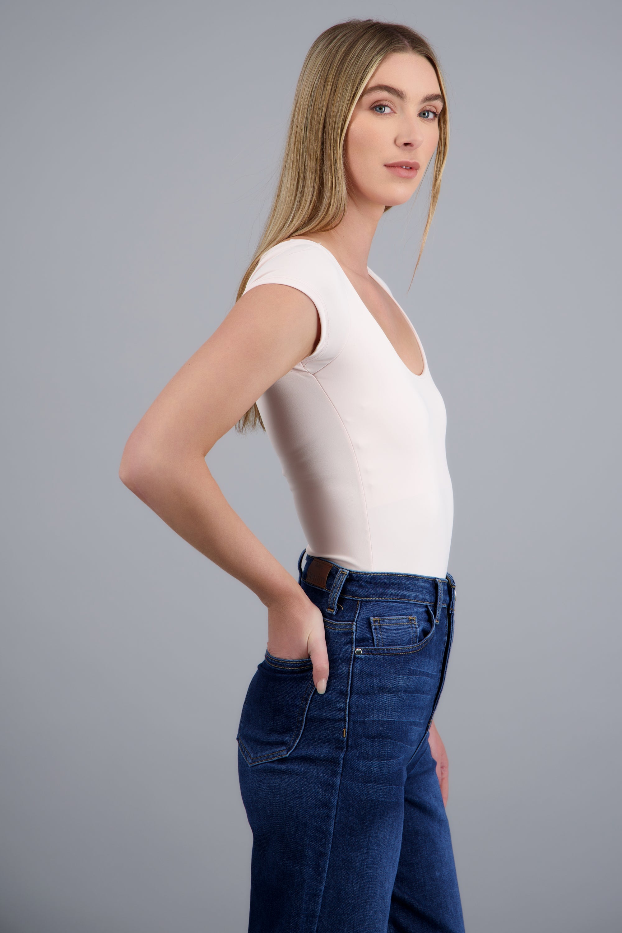 Bodysuit escote redondo manga corta liso ROSA PASTEL