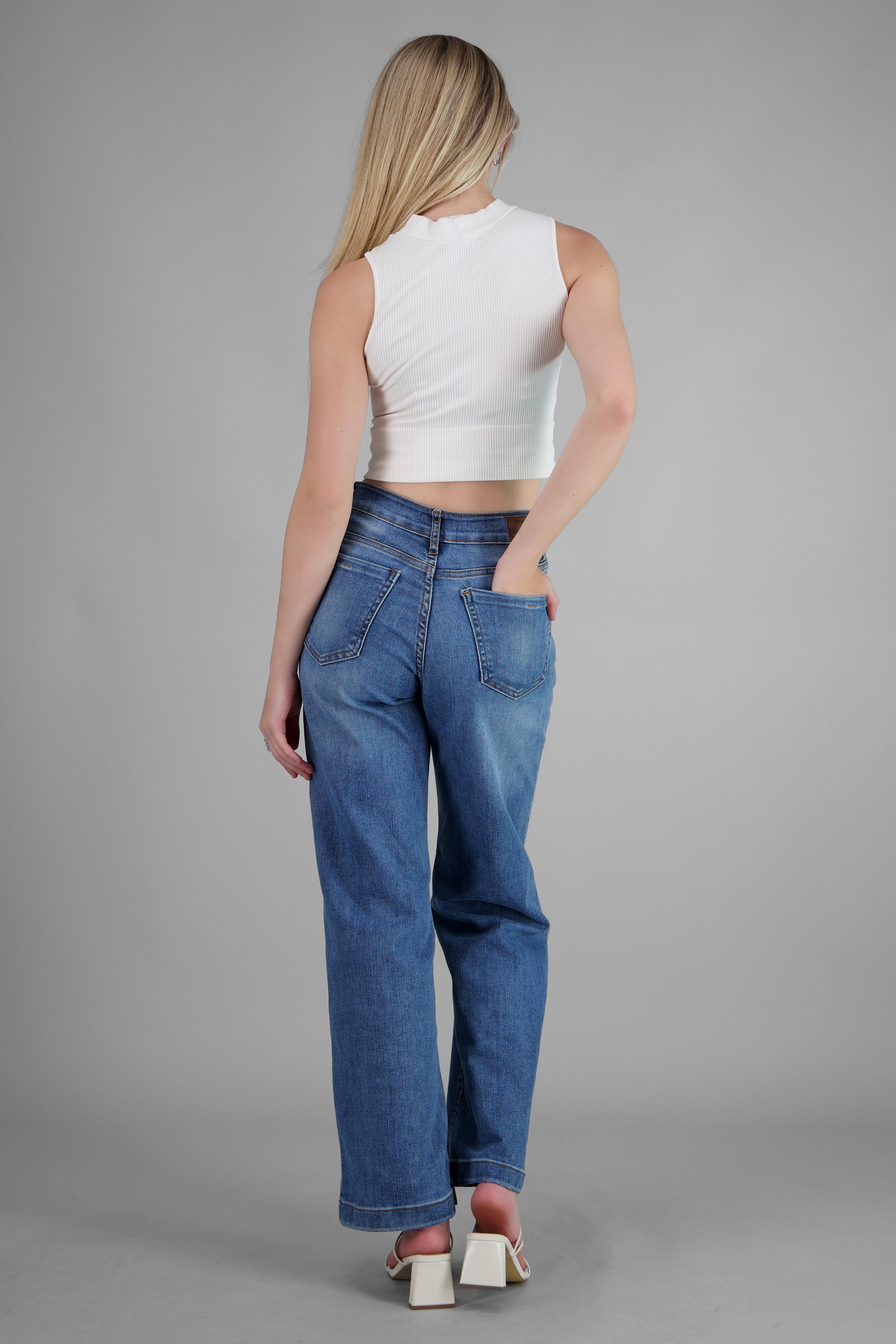 Jeans wide leg amplios MEDIUM WASH