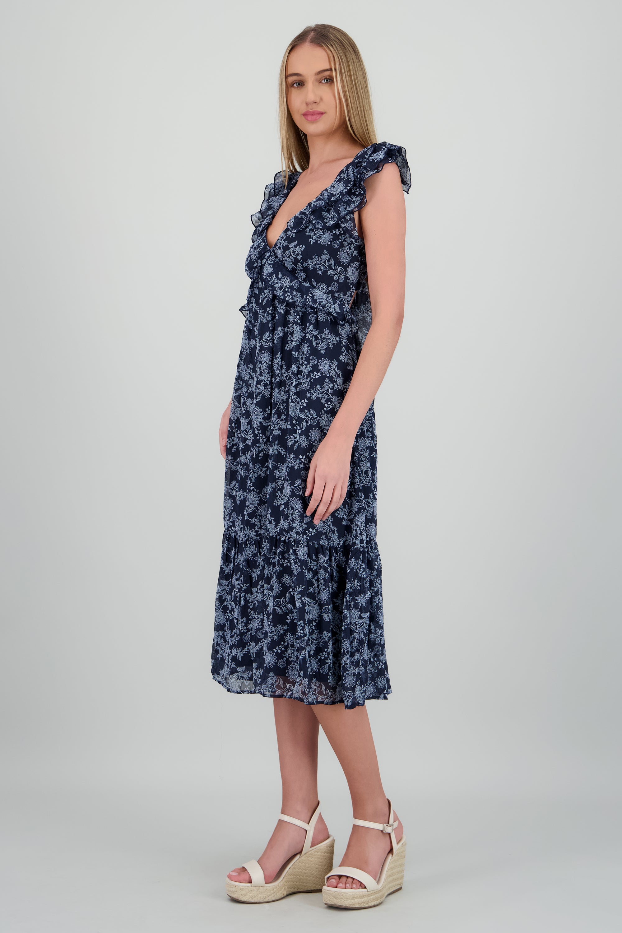 Vestido maxi flores detalle olanes MARINO COMBO