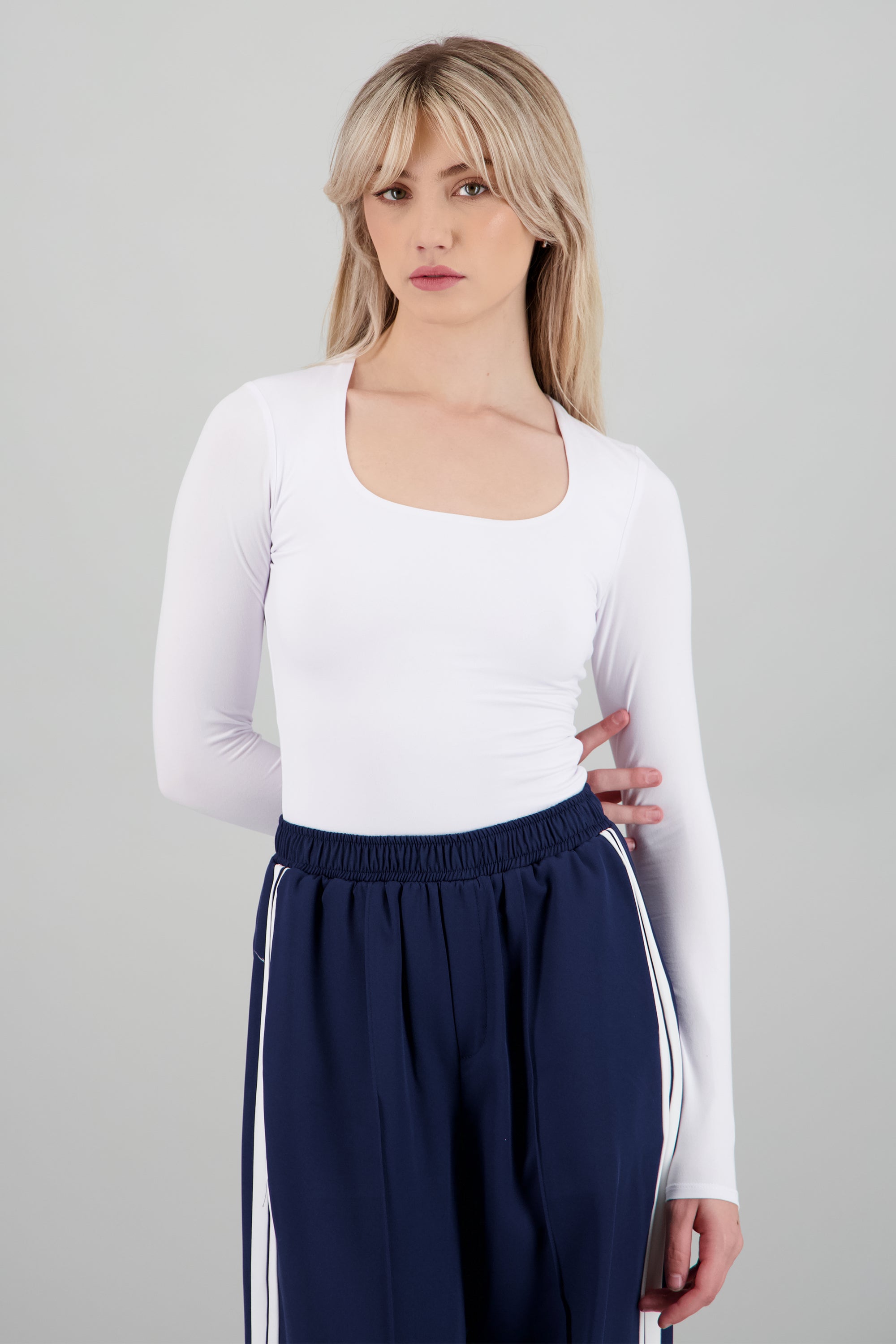 Top escote cuadrado manga larga BLANCO